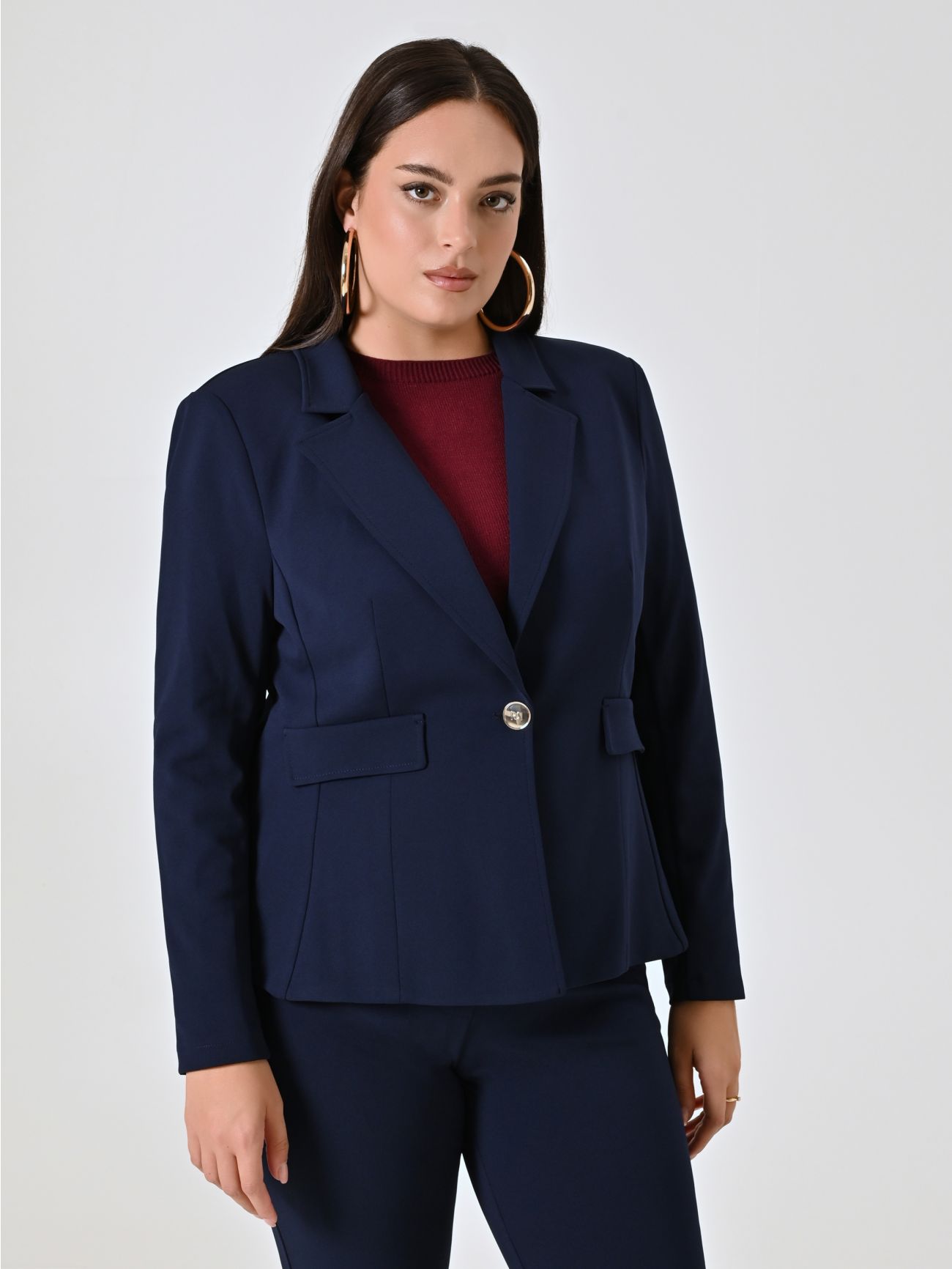 Curvy-Jacke mit einem Knopf in Blau in_i7