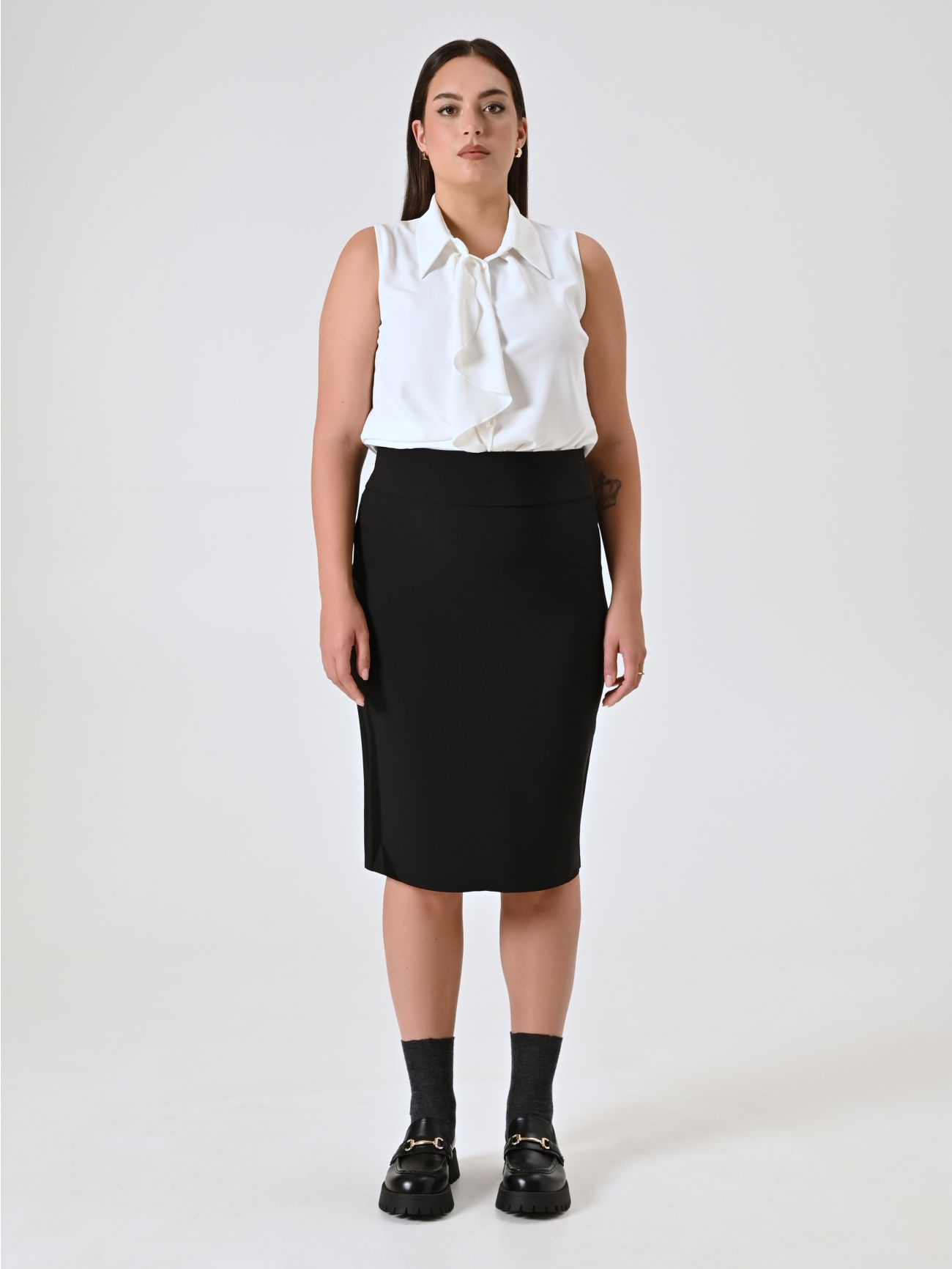 Curvy Black Pencil Skirt det_1