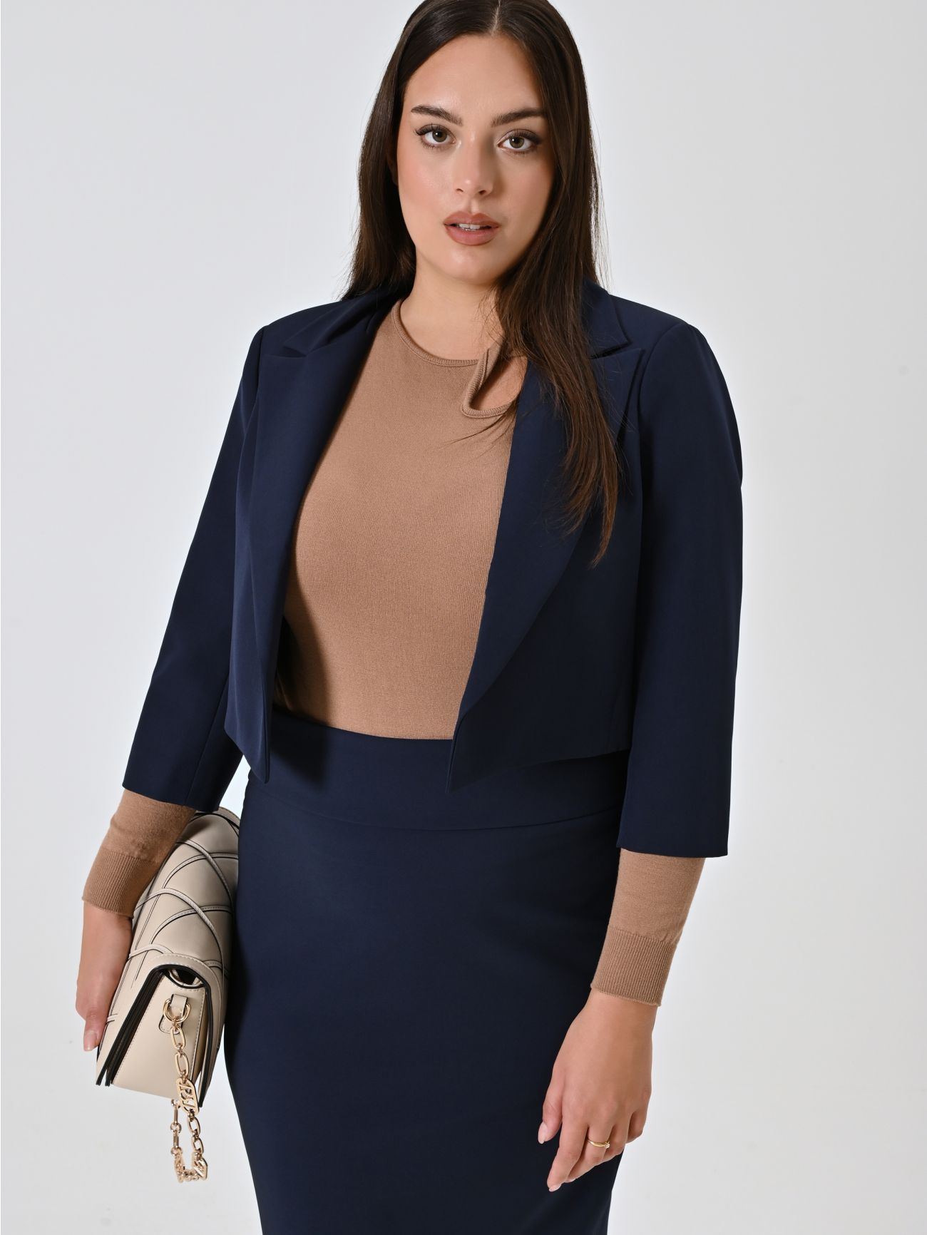 Kurze Curvy-Jacke in Blau  Rinascimento