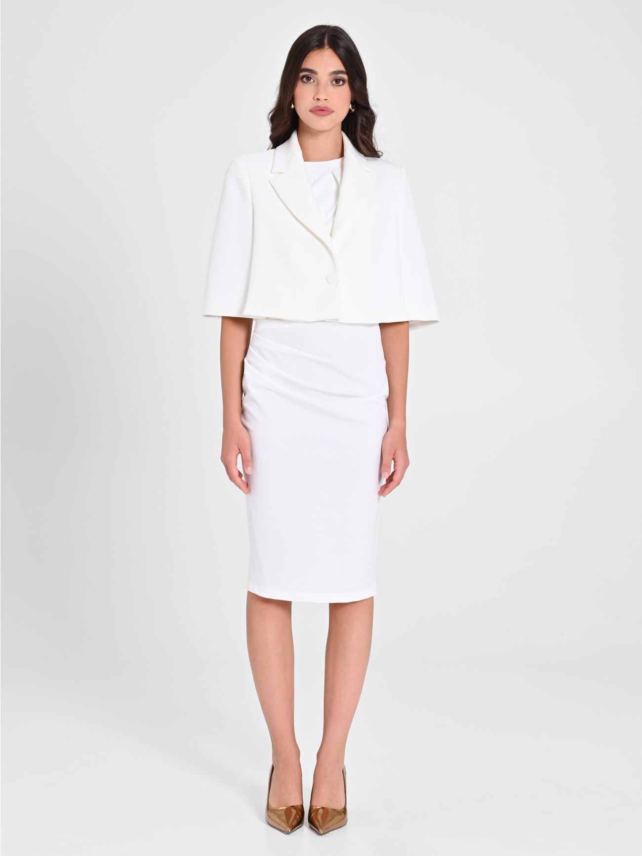Cape with Covered Button det_1