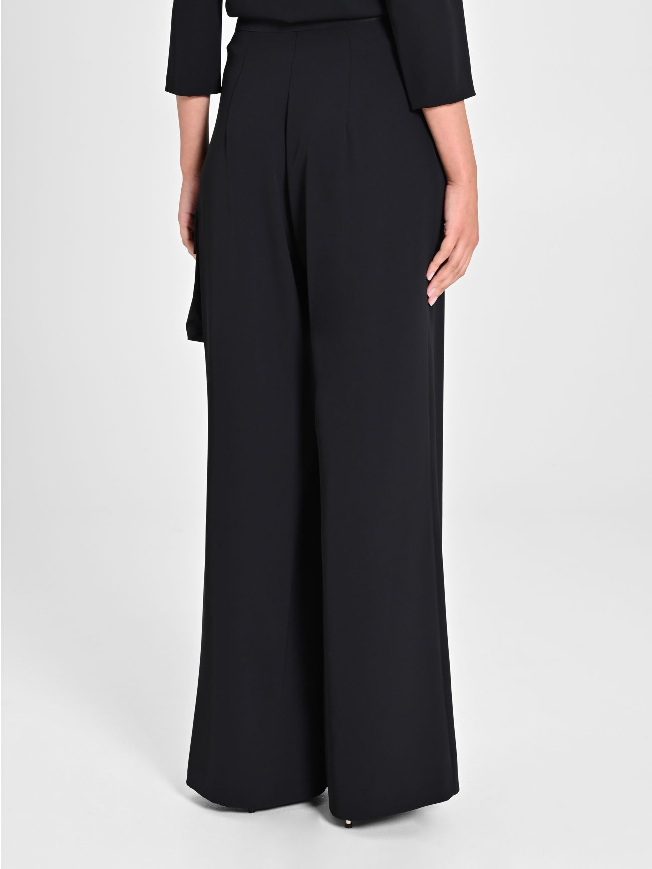 Trousers with Taffeta Pocket in_i4
