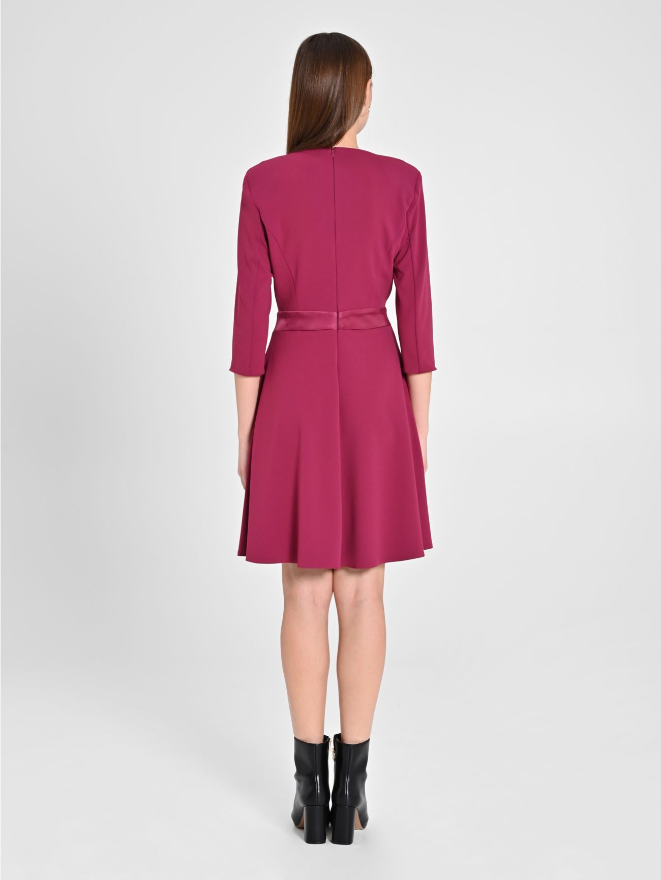 Burgundy Dress with Full Skirt det_3