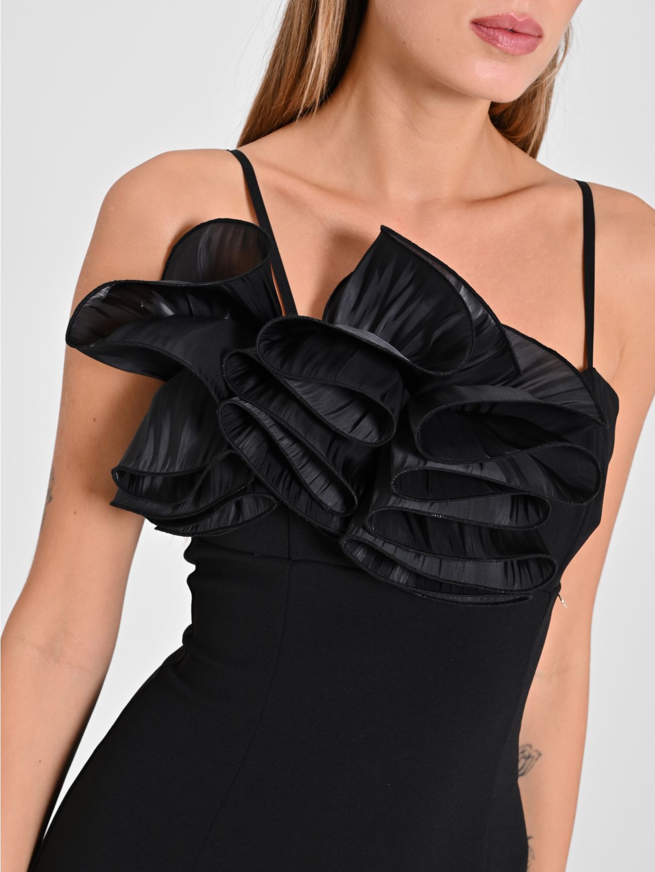 Tubino Nero con Fiori in Organza