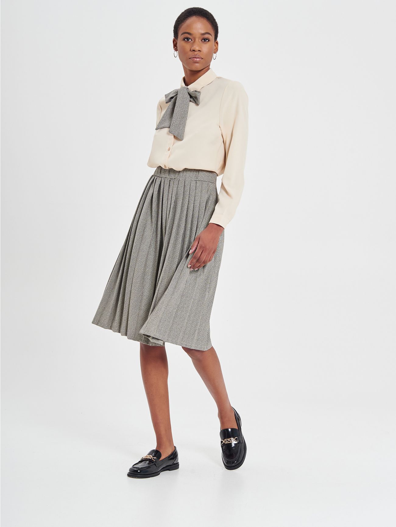 Gonne donna mini midi e lunghe per ogni occasione e stile Rinascimento
