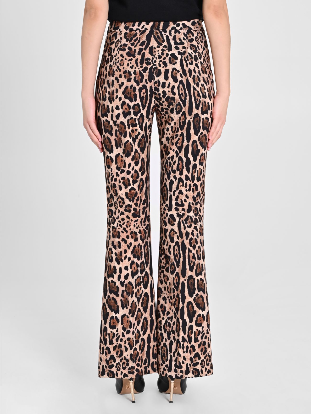 Ausgestellte Hose mit Animal-Print in_i4