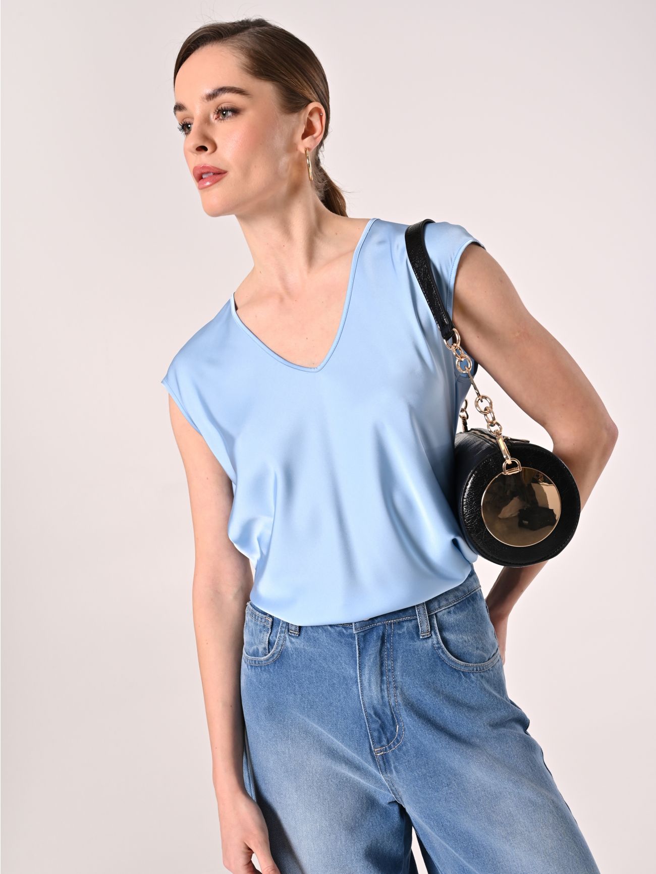 Bluse aus Satin in Hellblau  Rinascimento