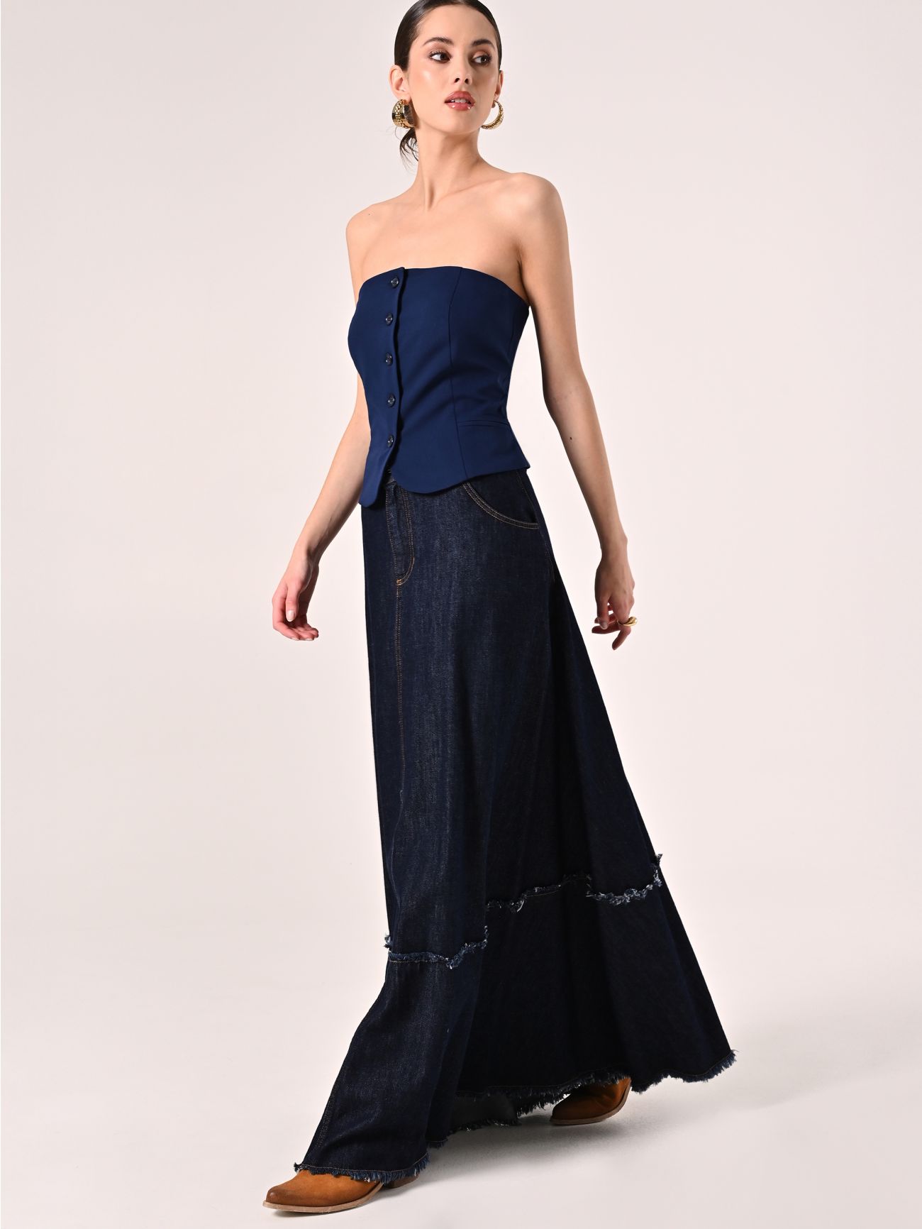 Denim Maxi Skirt in_i7