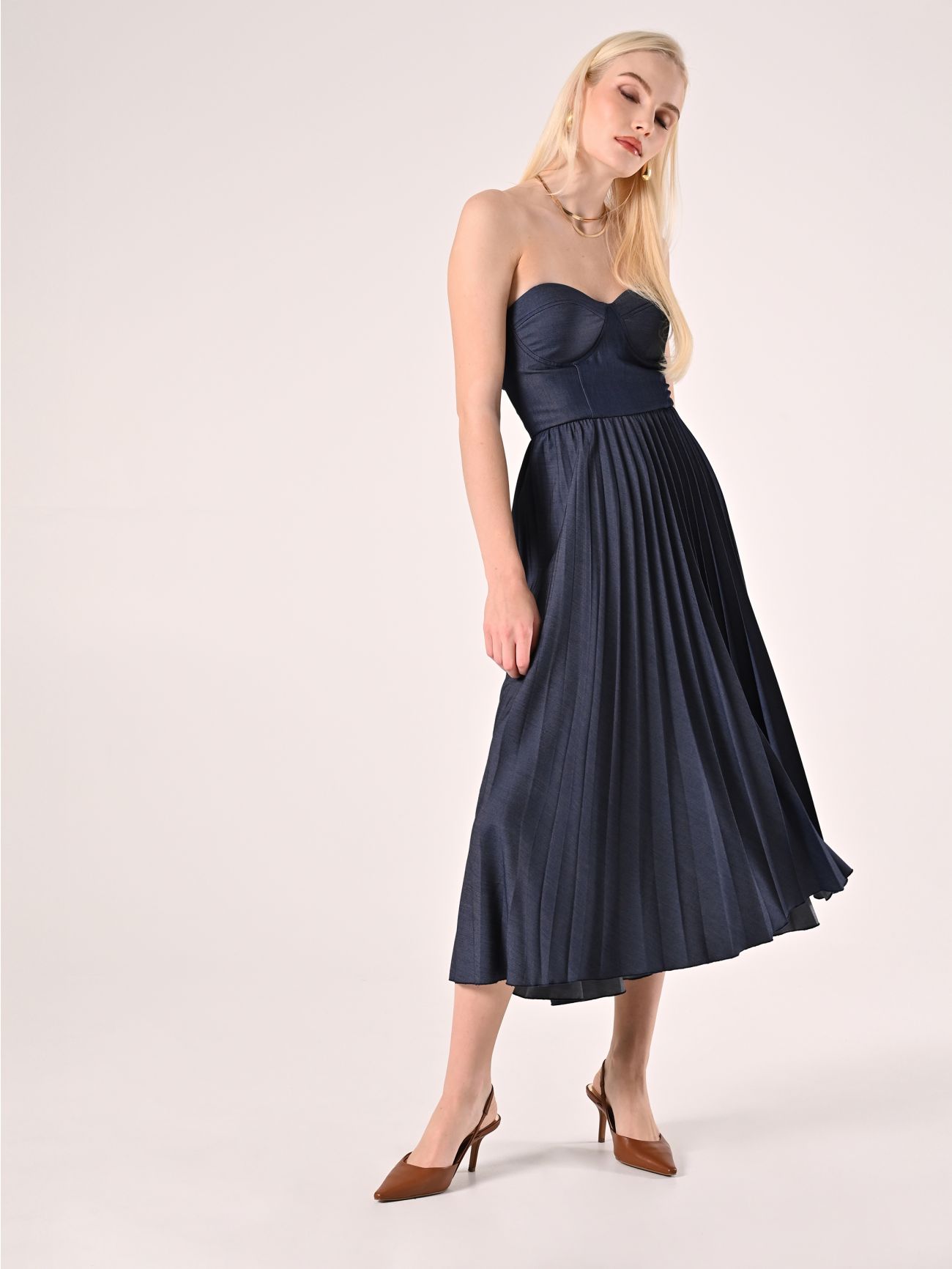 Bustier-Kleid in Blau in_i7