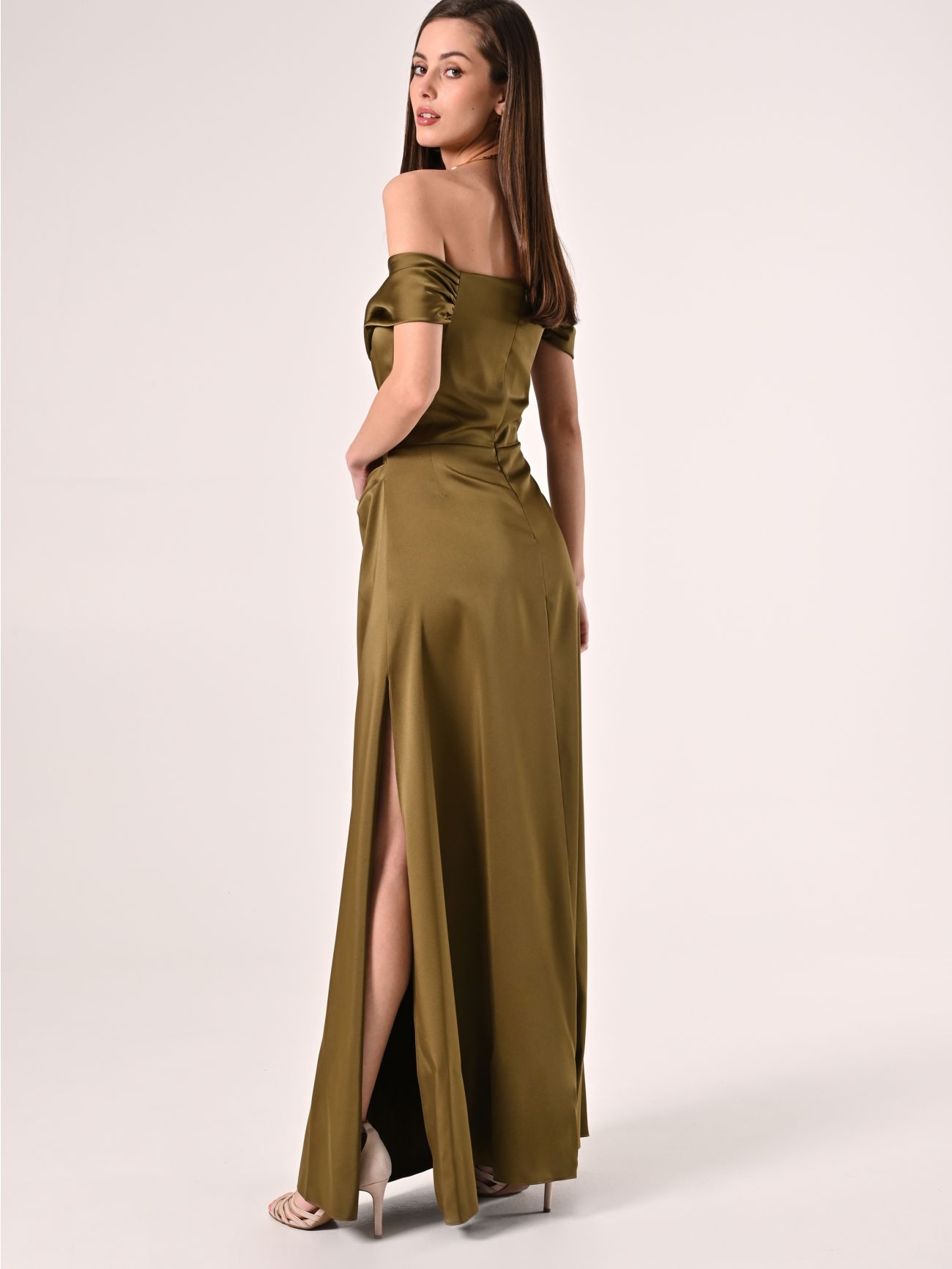 Long Off-the-Shoulders Dress in Military Green det_3
