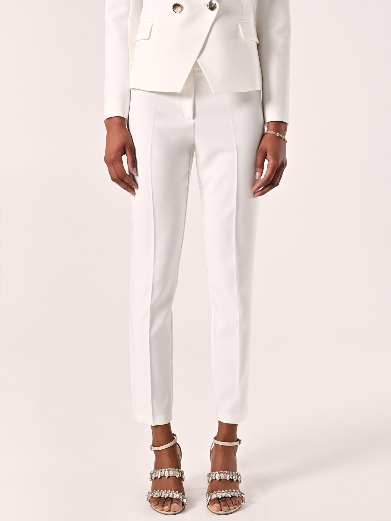 Trousers in White Technical Fabric det_2