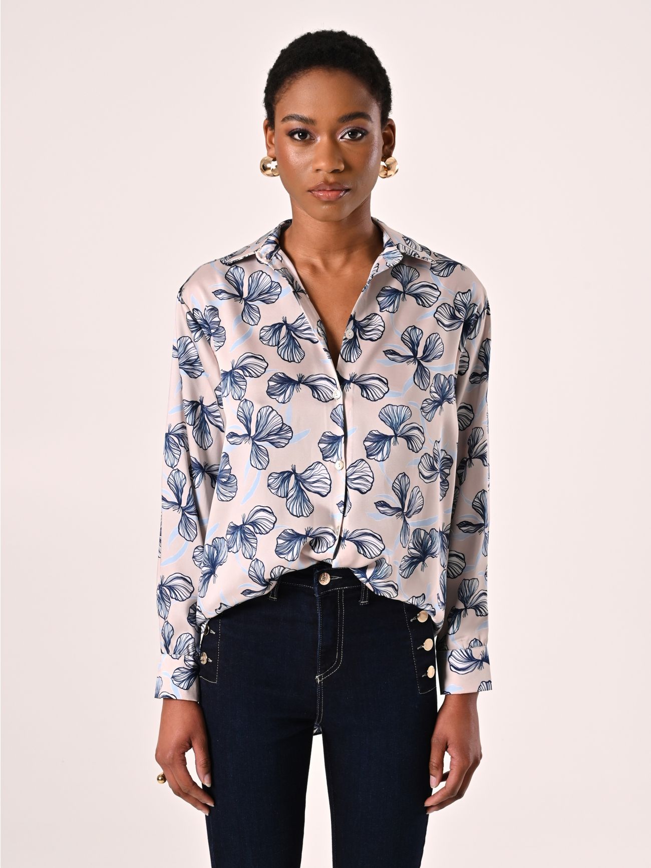 Chemise en satin imprimé fleuri det_2