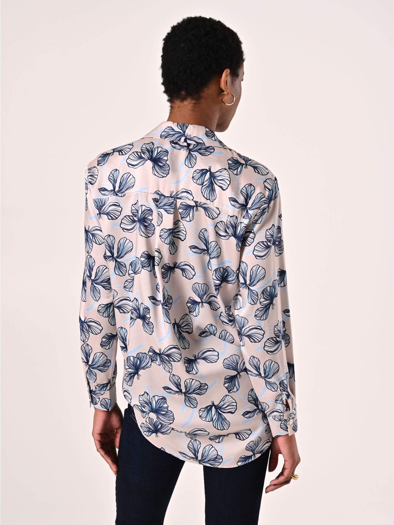 Chemise en satin imprimé fleuri det_3