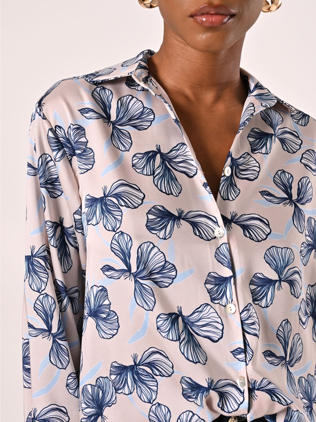 Chemise en satin imprimé fleuri in_i5