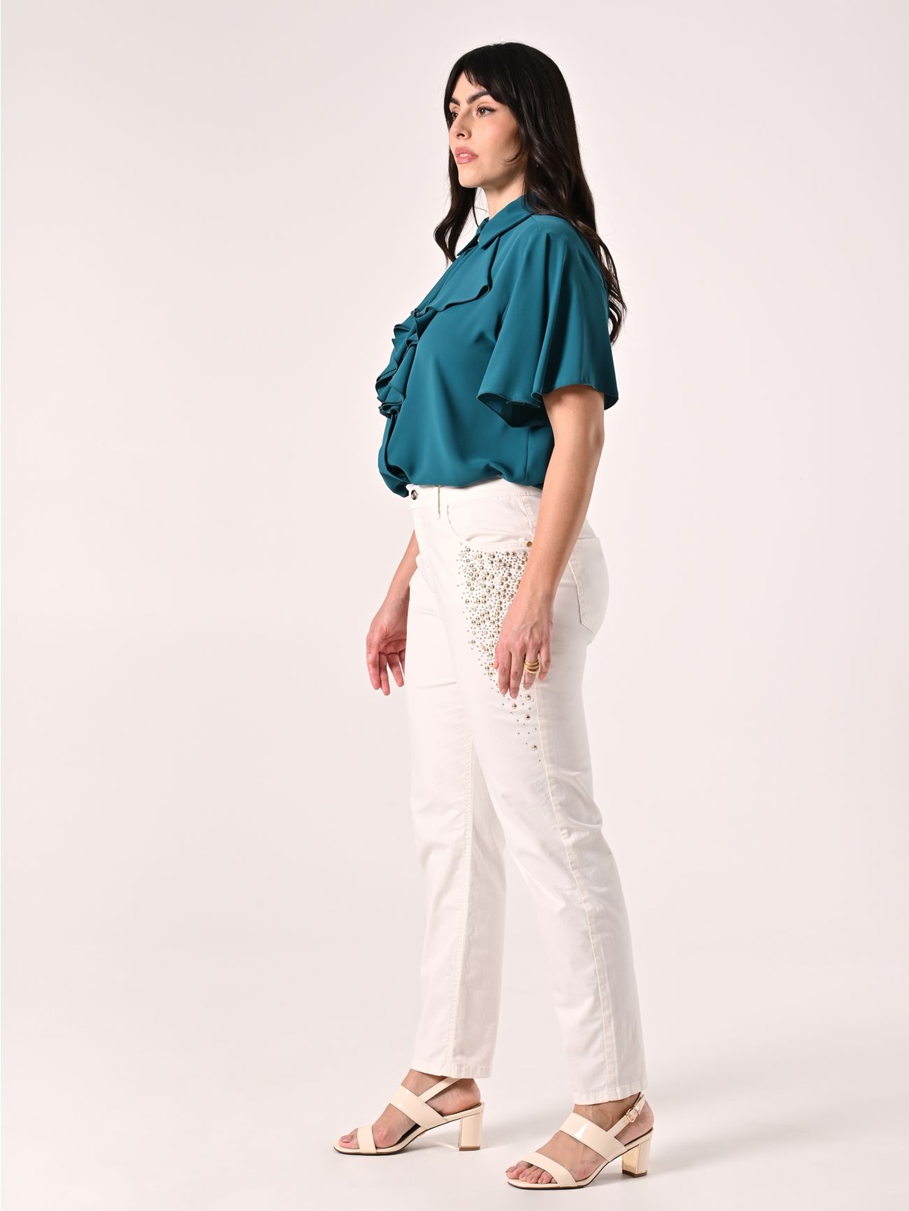 Curvy White Jeans with Studs and Rhinestones in_i7