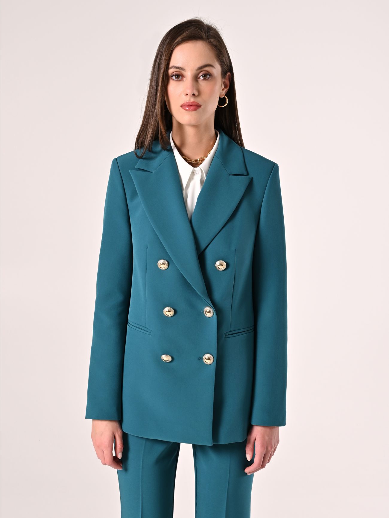 Chaqueta cruzada de tejido técnico verde realeza det_2