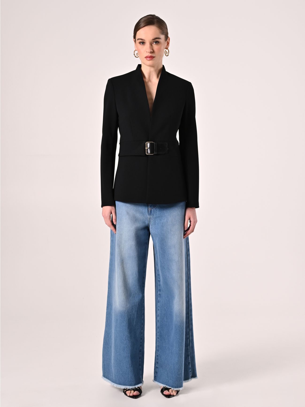 Short Black Jacket in Scuba Crepe with Buckle det_1