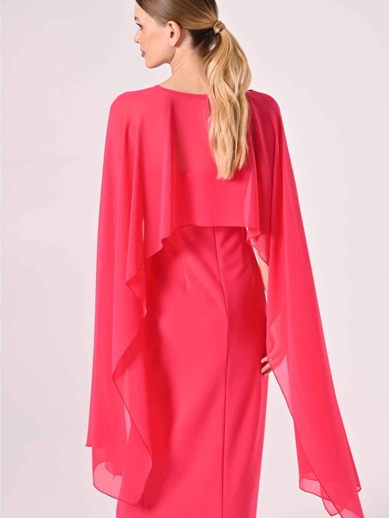 Coprispalle in Georgette Fuxia det_3