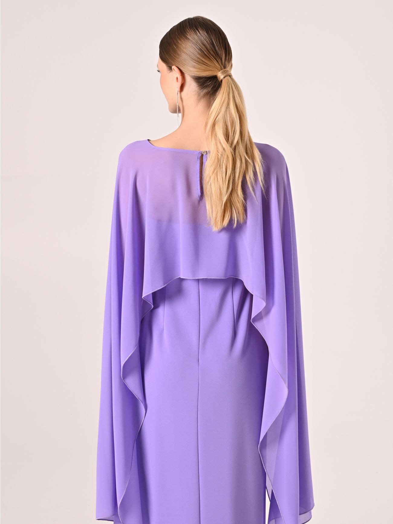 Coprispalle in Georgette Viola Lavanda det_3