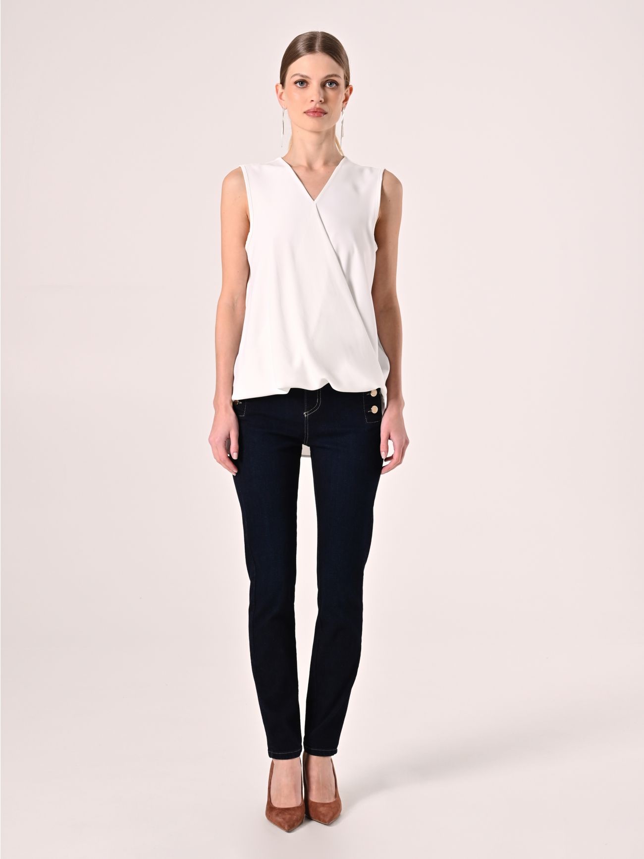 Asymmetrische Bluse in Weiß det_1