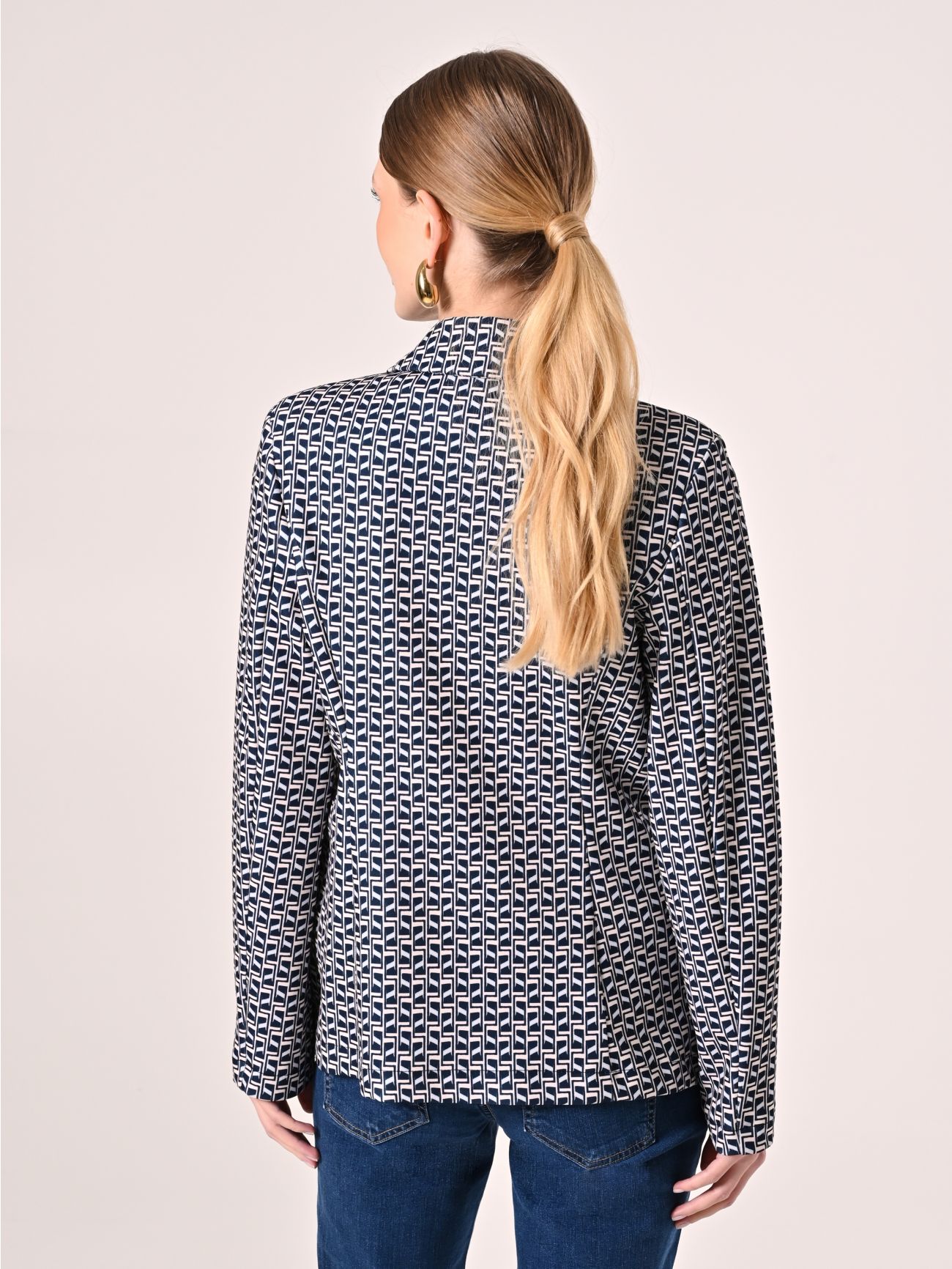 Chaqueta con estampado geométrico det_3
