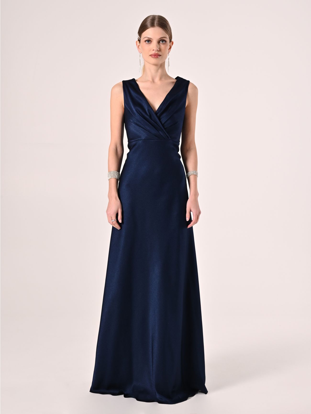 Lange Kleid aus strukturiertem Satin in Blau det_1