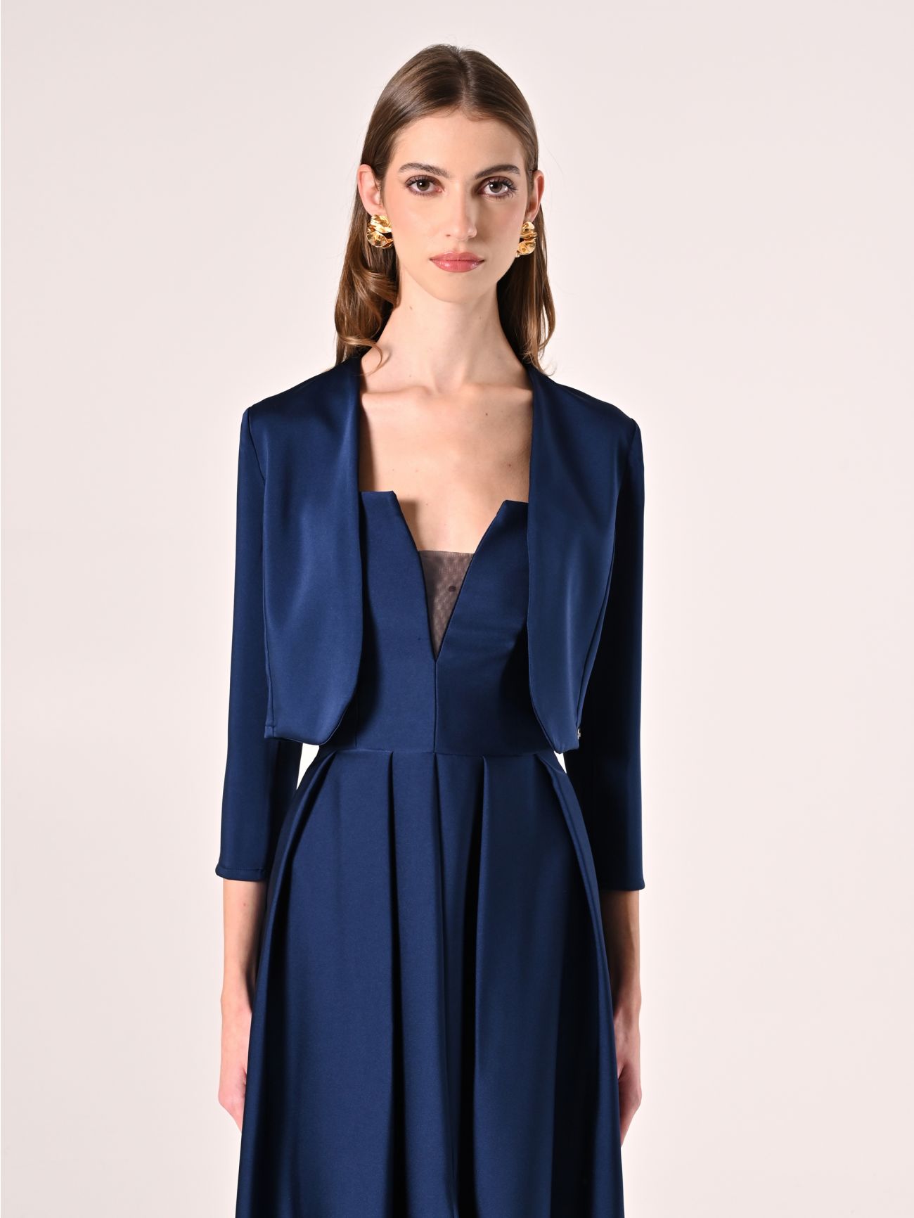 Coprispalle in Raso Blu det_2
