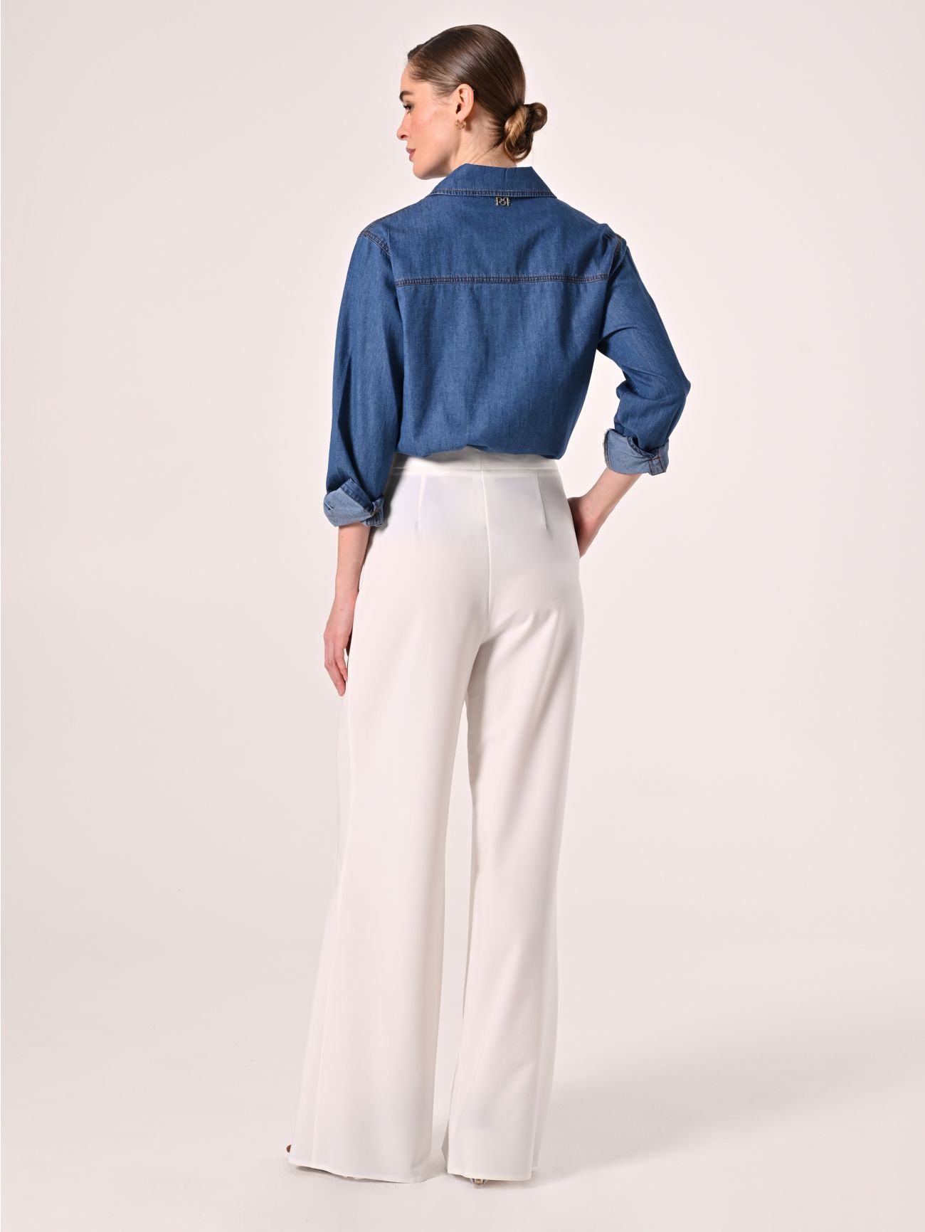 White Pleated Trousers in Polyviscose det_3
