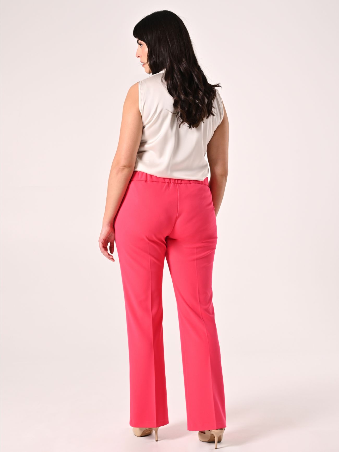 Fuchsia Curvy Pants in Scuba Crepe fabric det_3