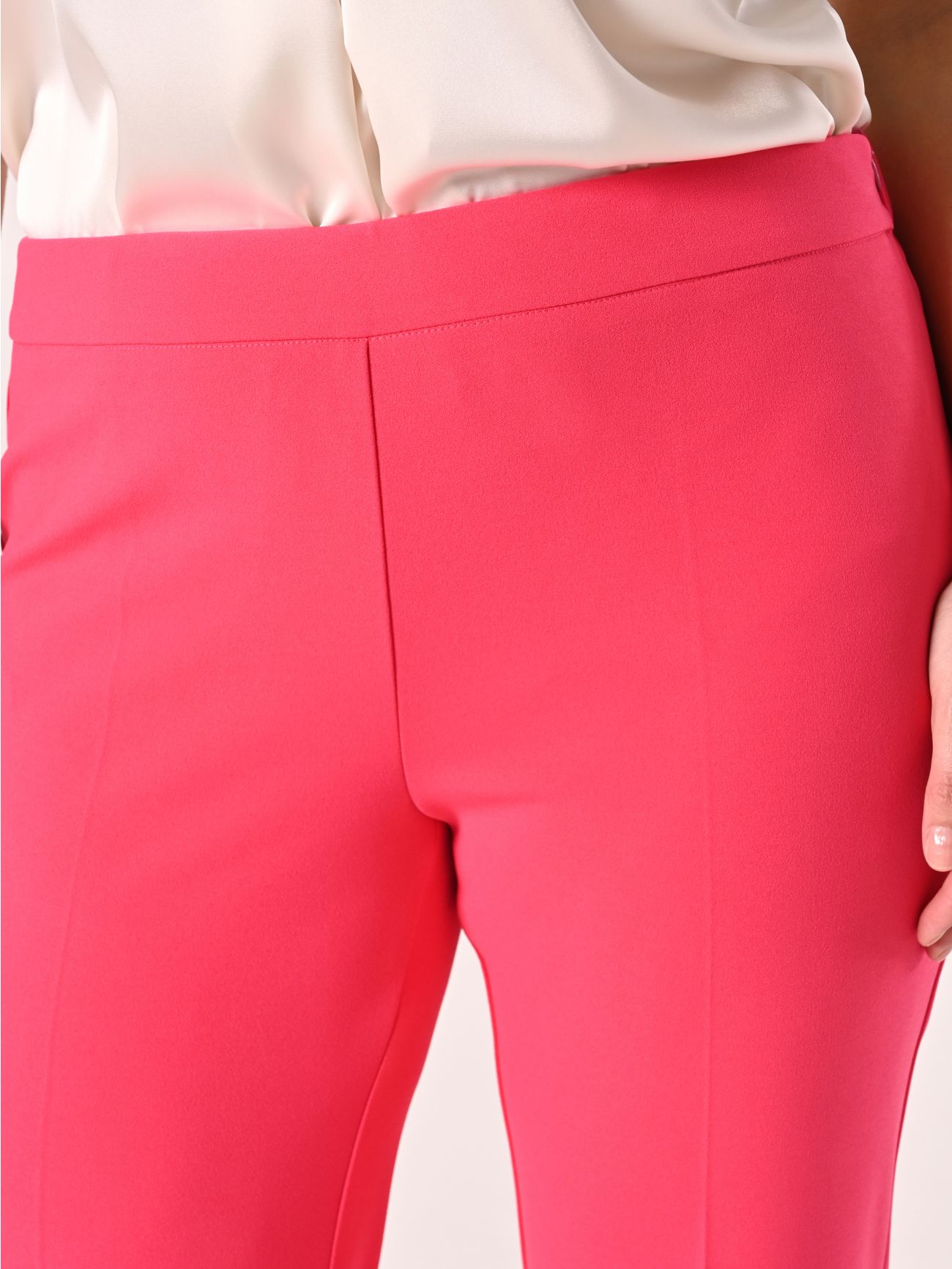 Fuchsia Curvy Pants in Scuba Crepe fabric in_i5