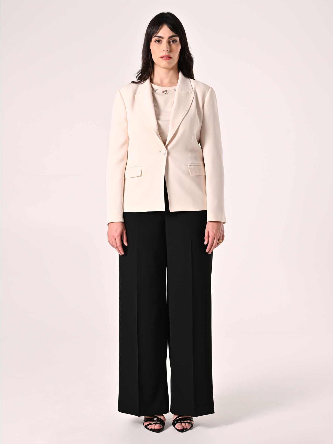 Curvy-Jacke in Weiß det_1