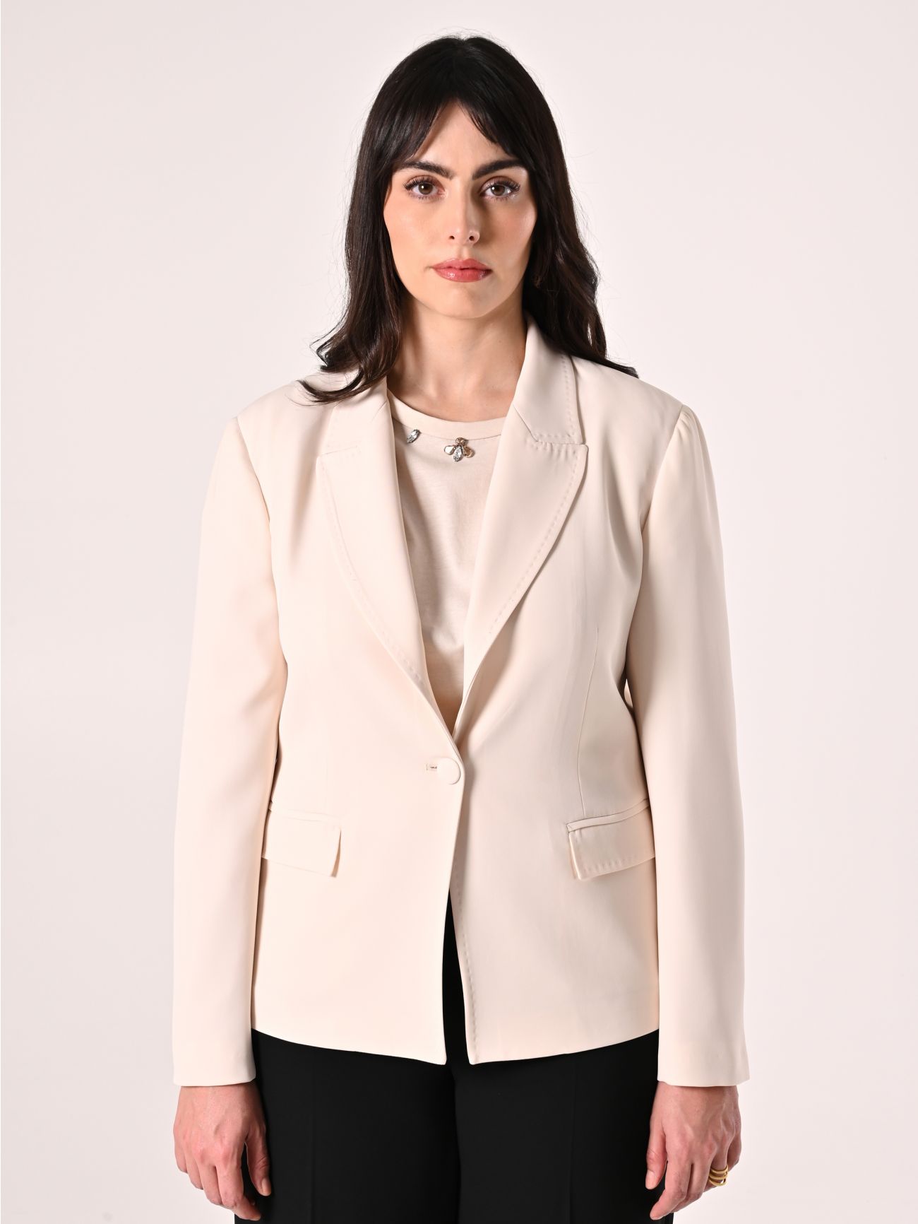 Curvy-Jacke in Weiß det_2