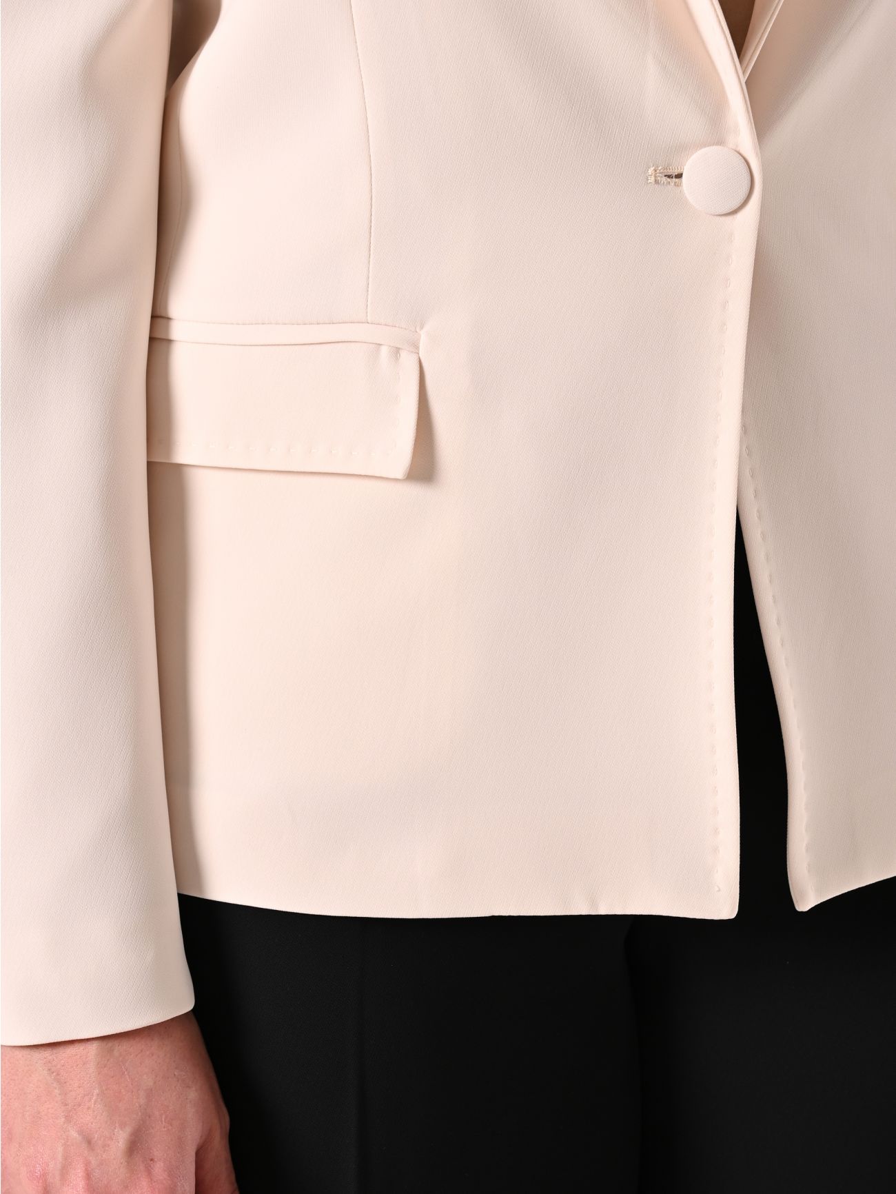 Curvy-Jacke in Weiß in_i5
