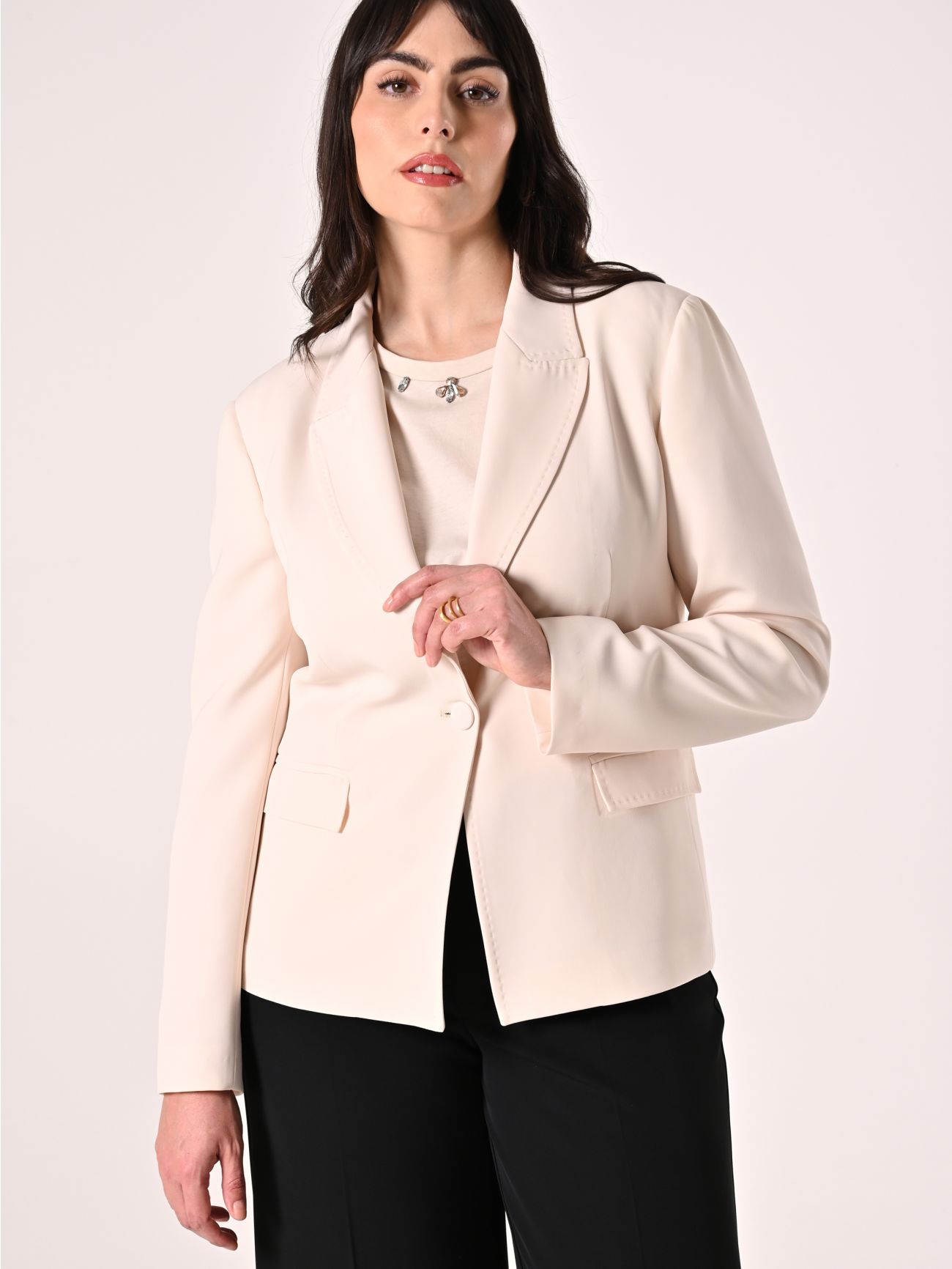 Curvy-Jacke in Weiß in_i7