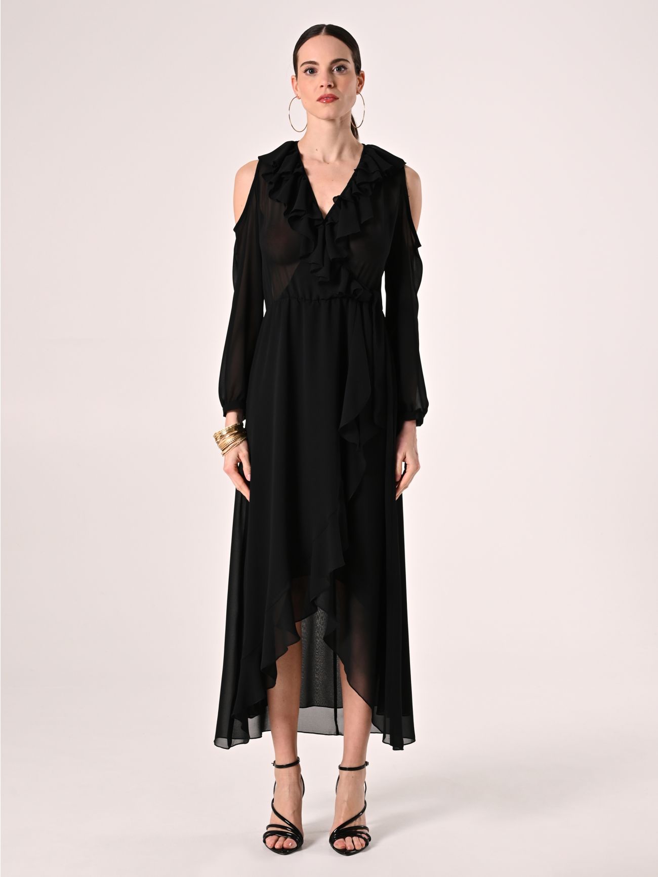 Maxi-Kleid in Schwarz mit Rüschen det_1