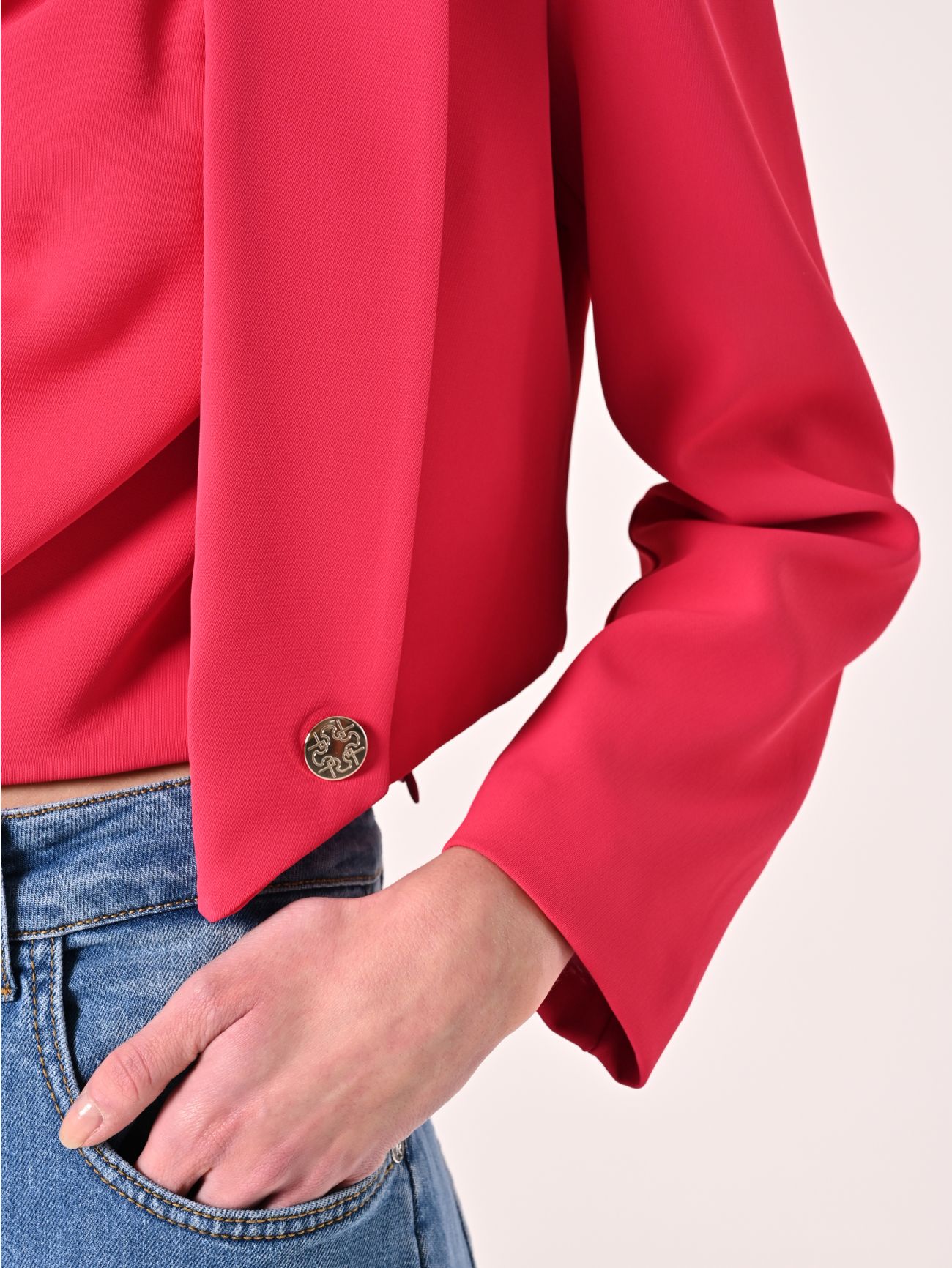 Short Fuchsia Jacket in_i5