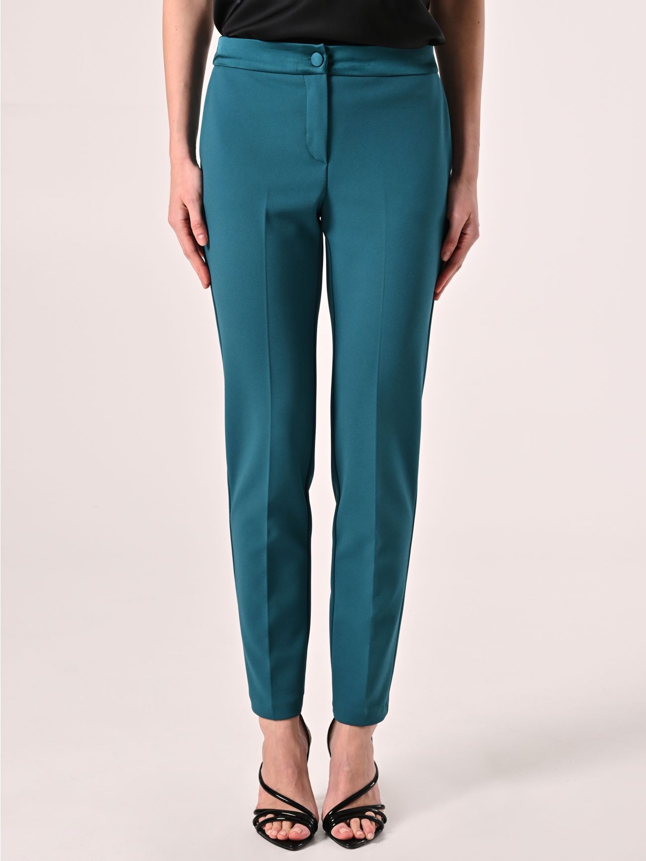 Pantaloni Verde Reale con Inserti in Raso det_2