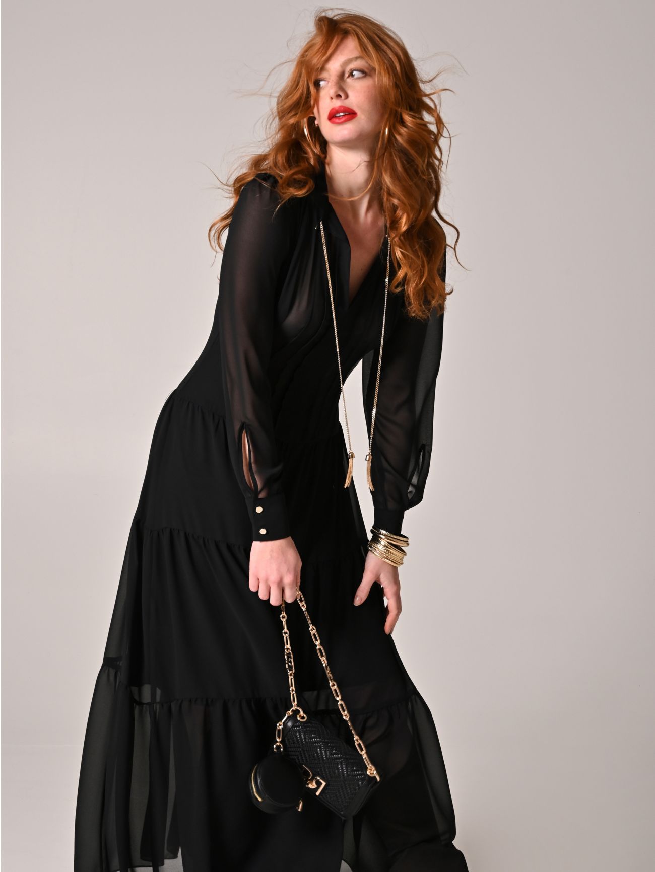 Maxi-Kleid aus Georgette-Kreppstoff in Schwarz  Rinascimento