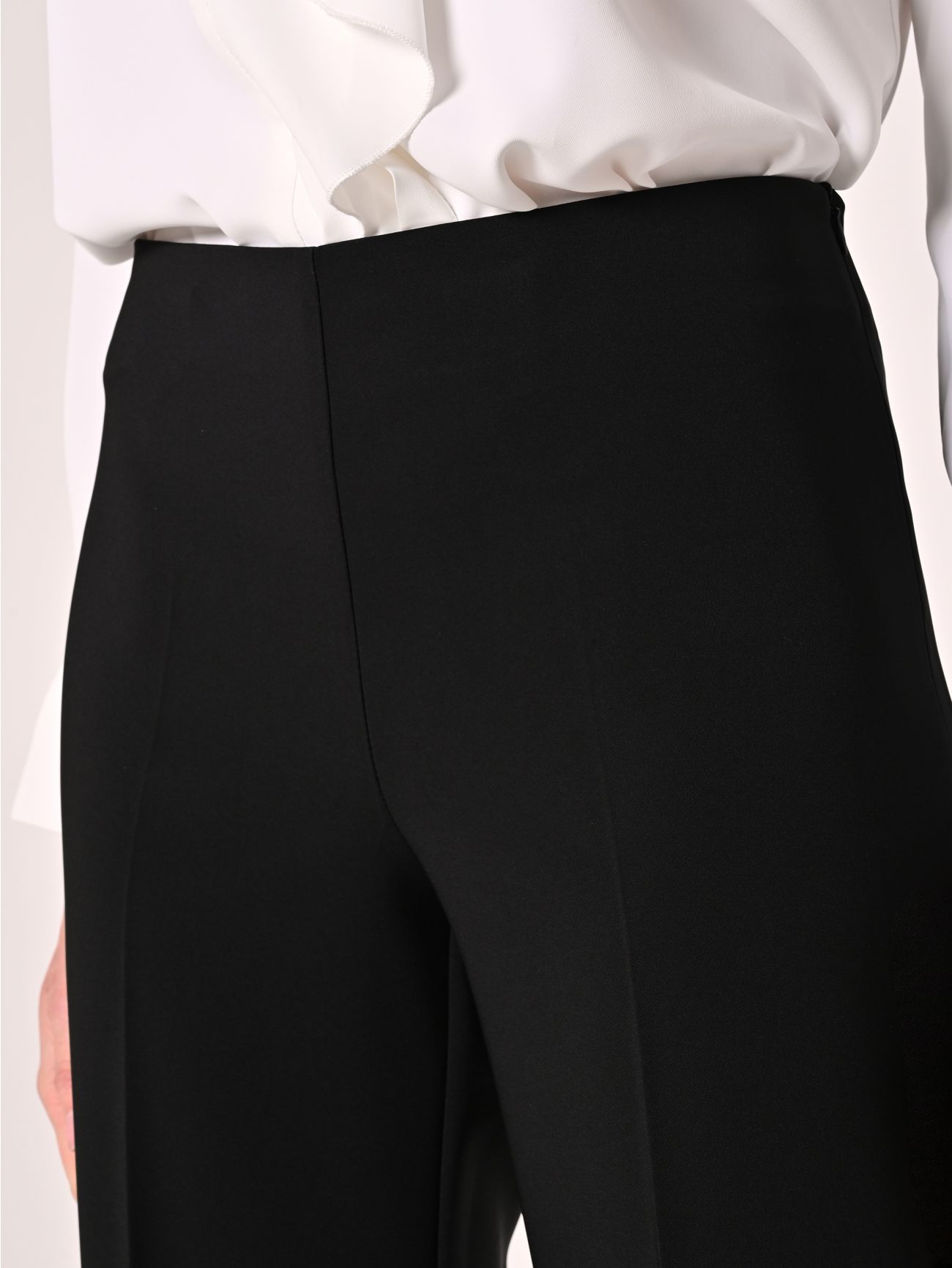 Pantaloni Palazzo in Tessuto Tecnico Nero in_i5