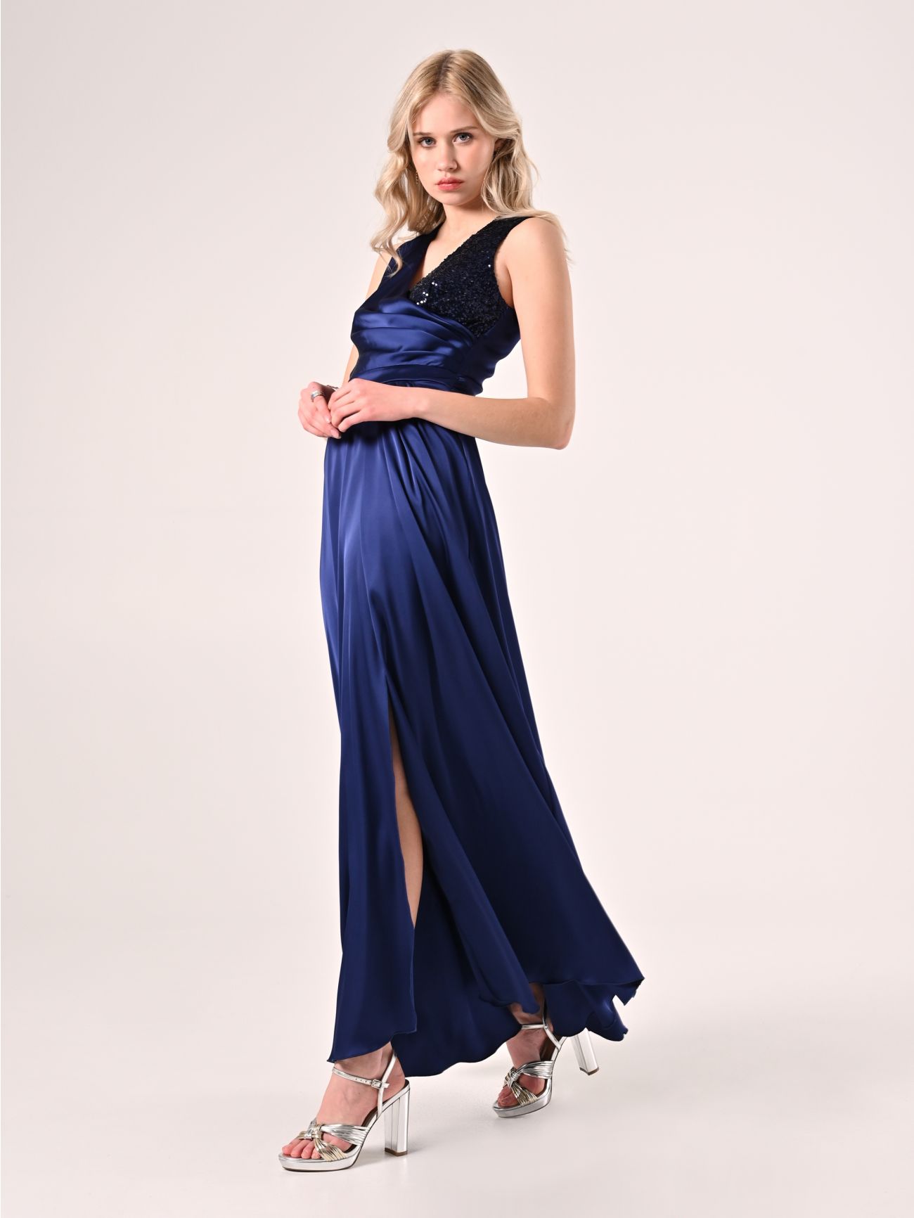 Abito Lungo Blu Paillettes in_i4