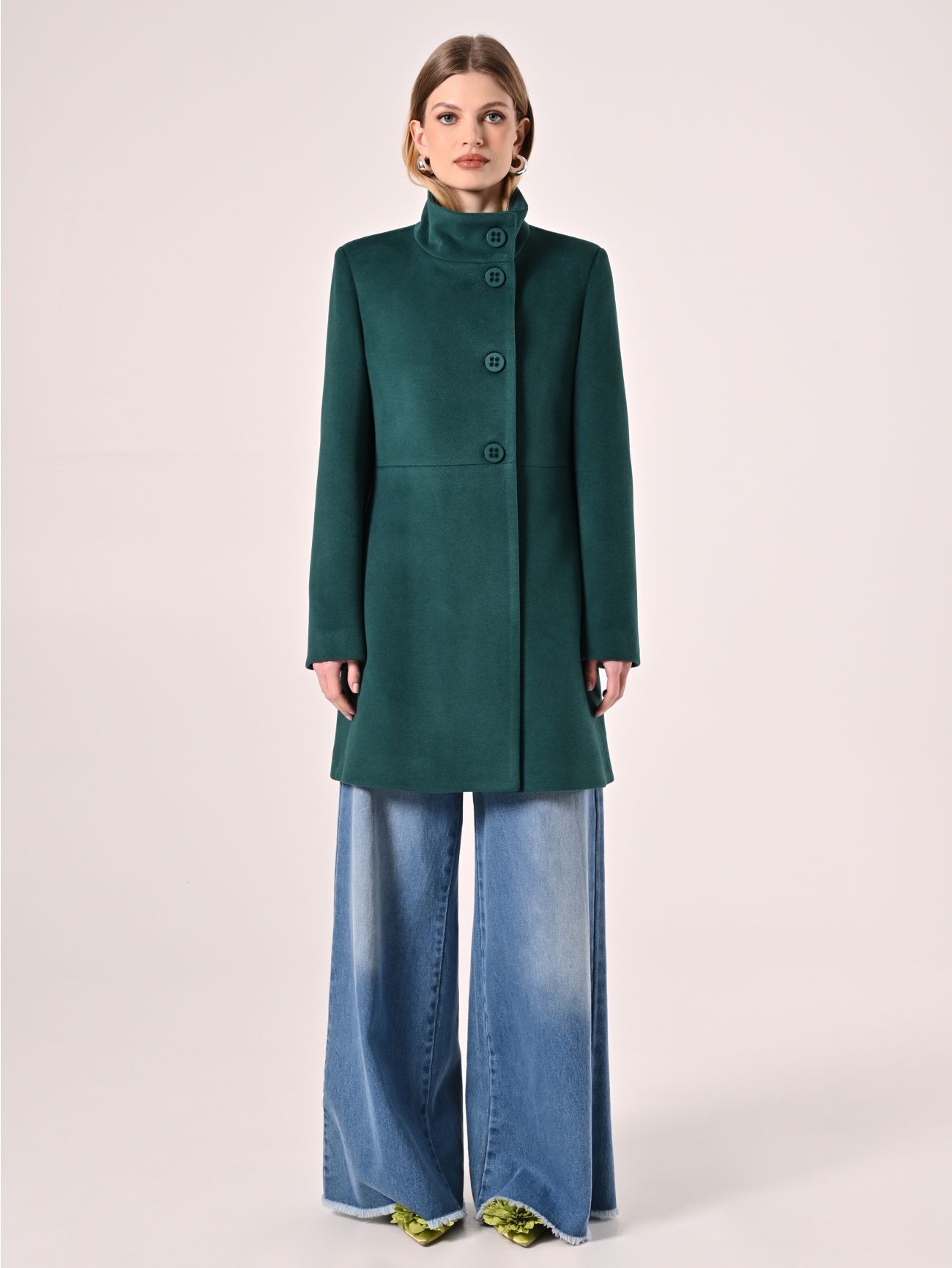 Royal Green Coat with Stand-Up Collar det_1