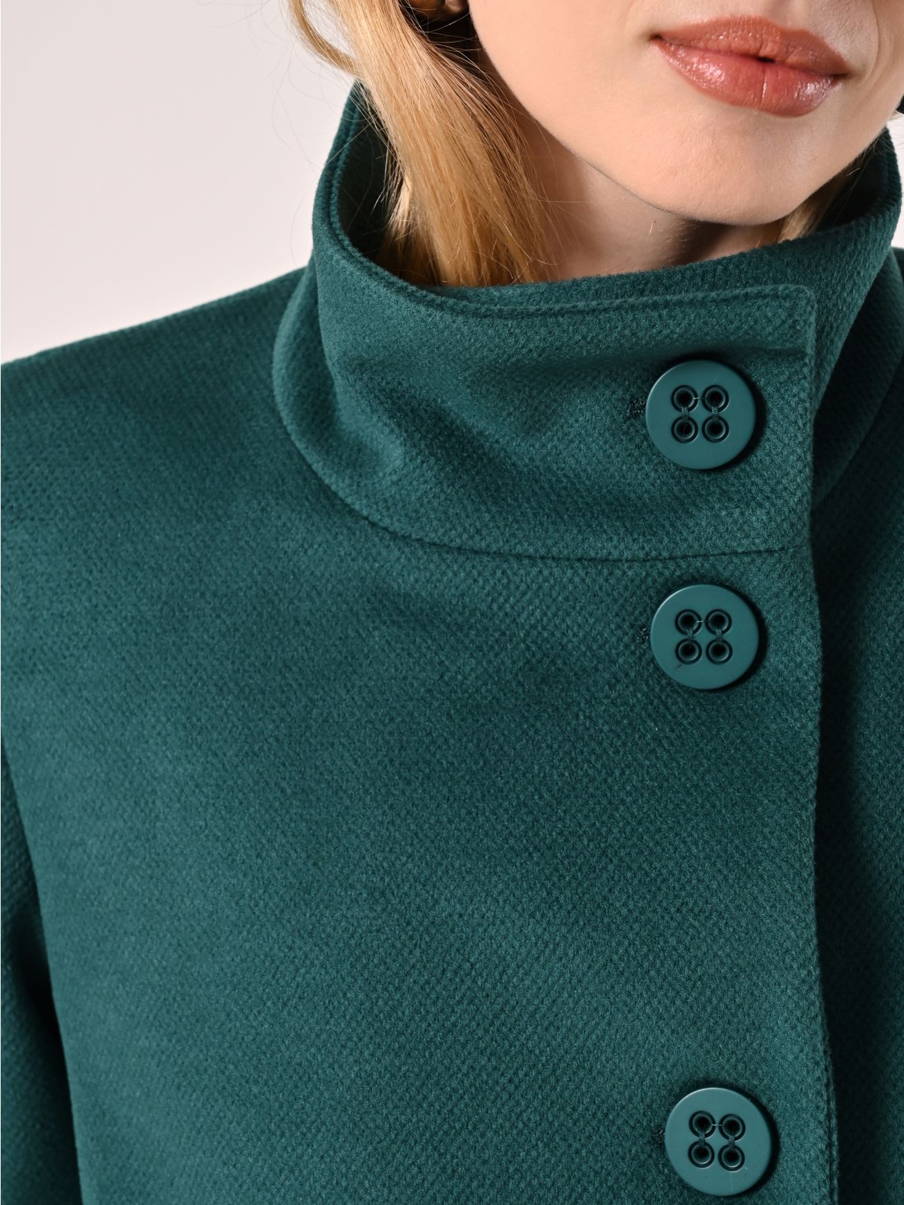 Royal Green Coat with Stand-Up Collar in_i5