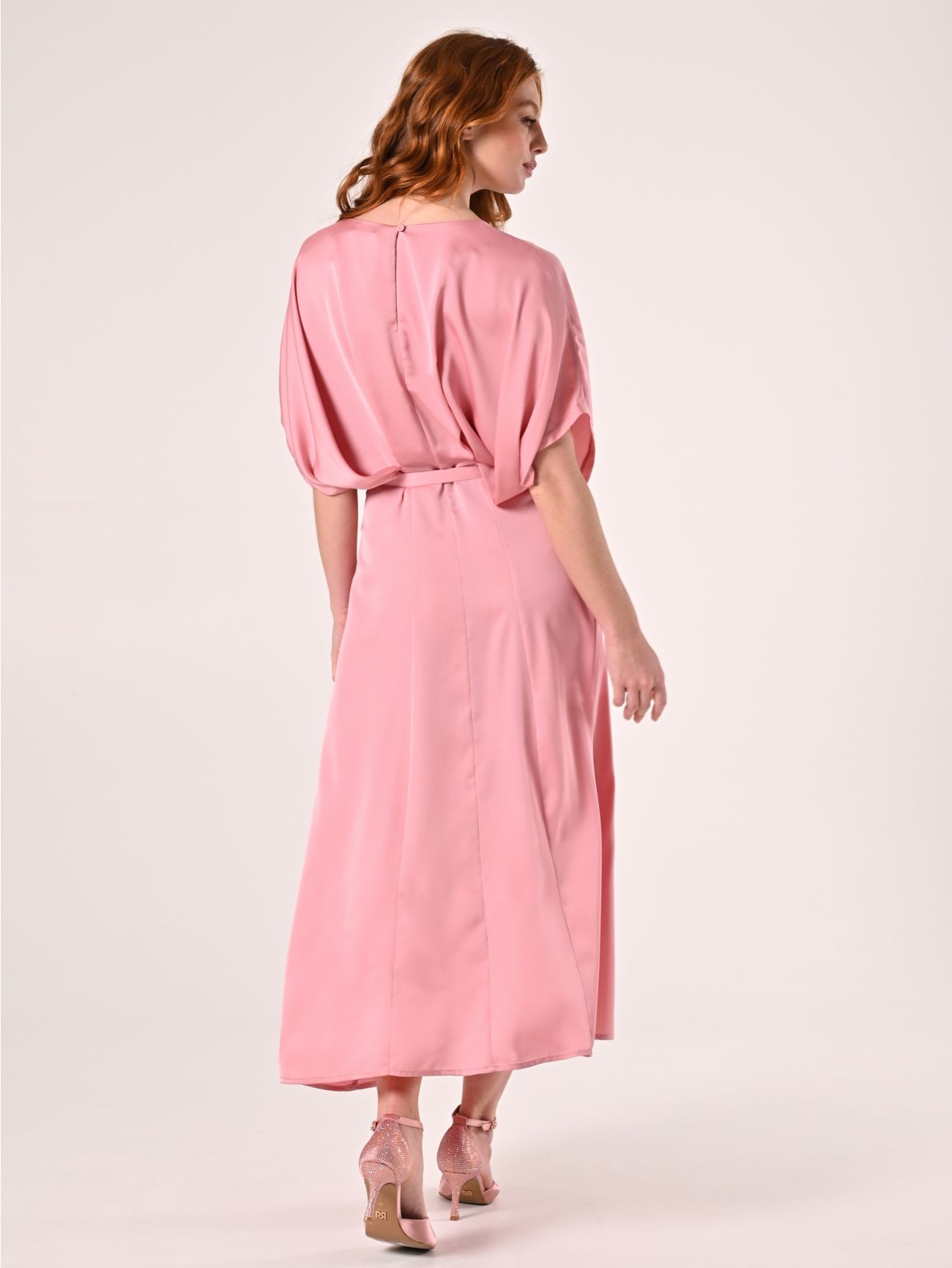 Abito Rosa con Maniche Kimono det_3