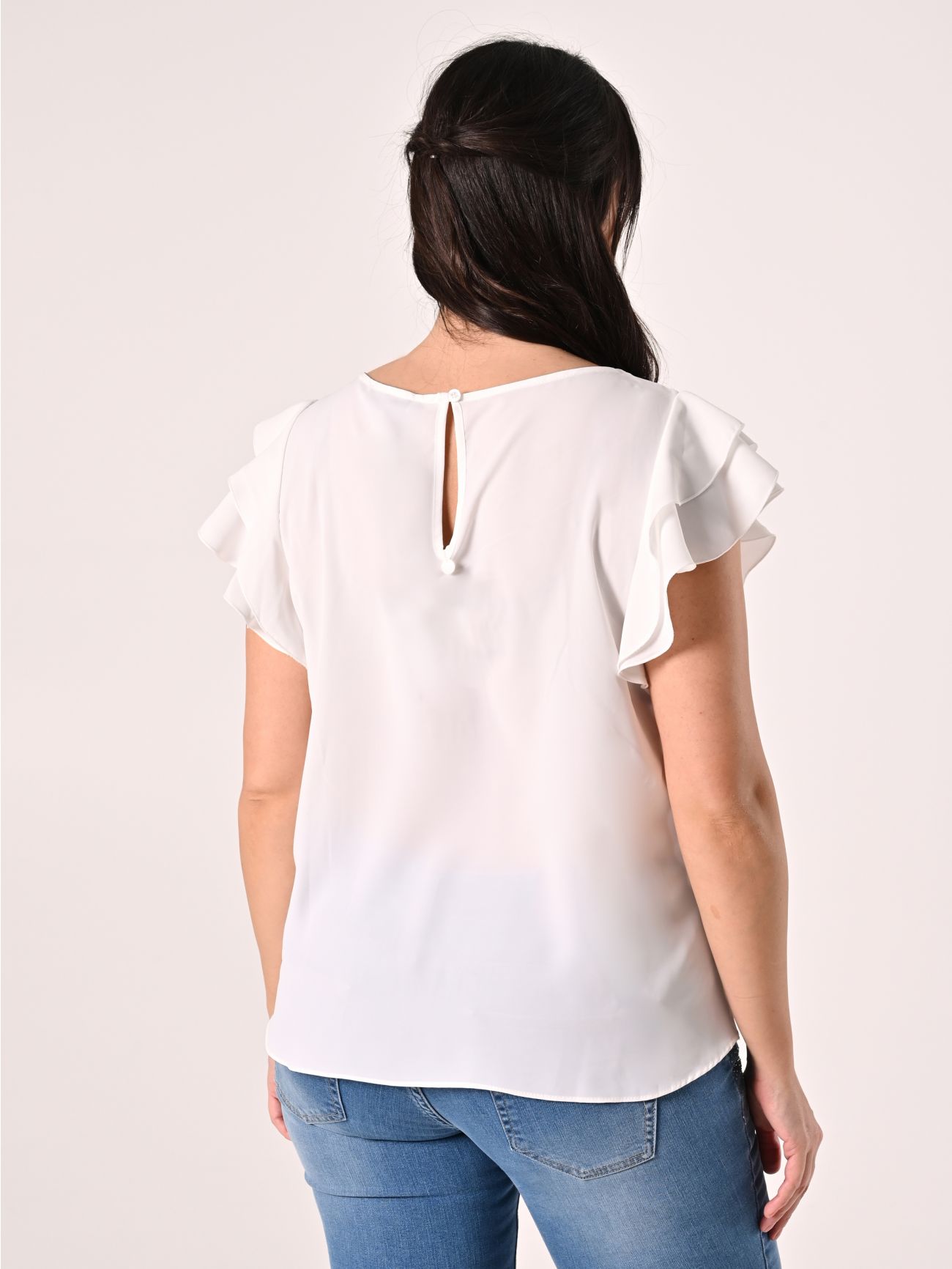 Curvy White Blouse det_3