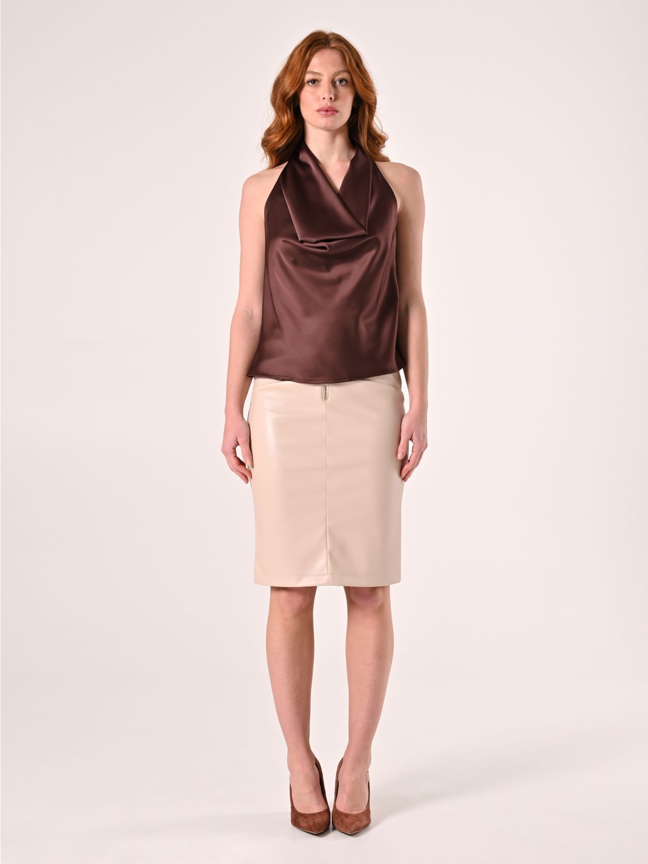 Top en satin couleur chocolat det_1