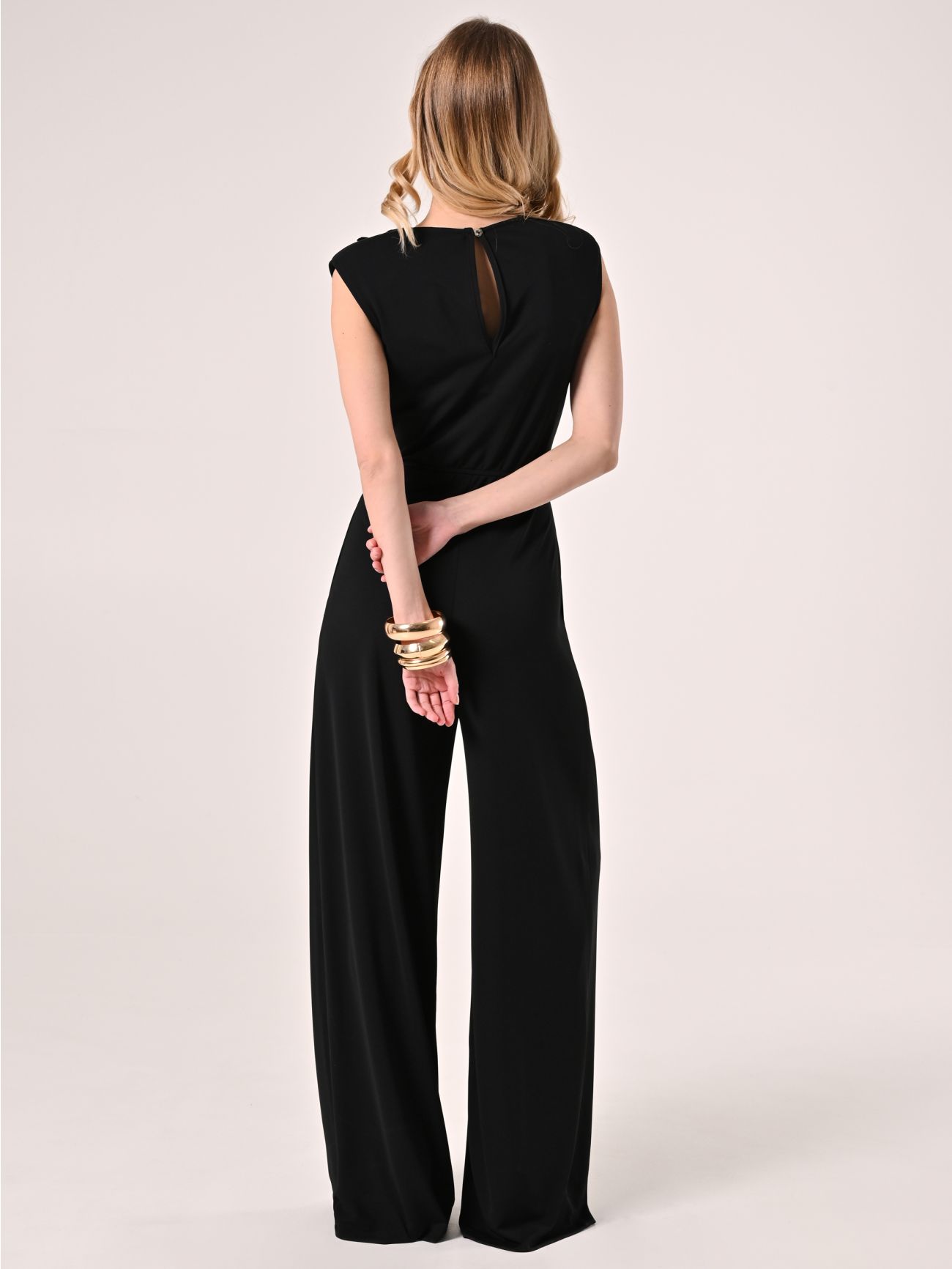 Black Flowy Jumpsuit det_3