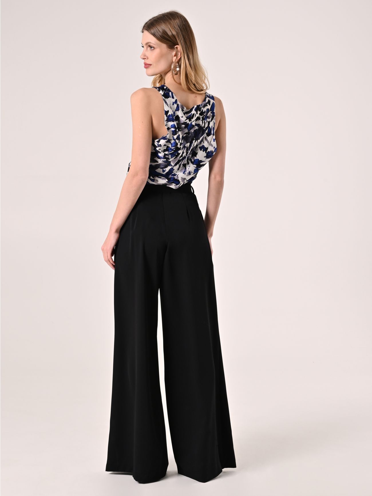 Pantalon fluide noir en tissu det_3