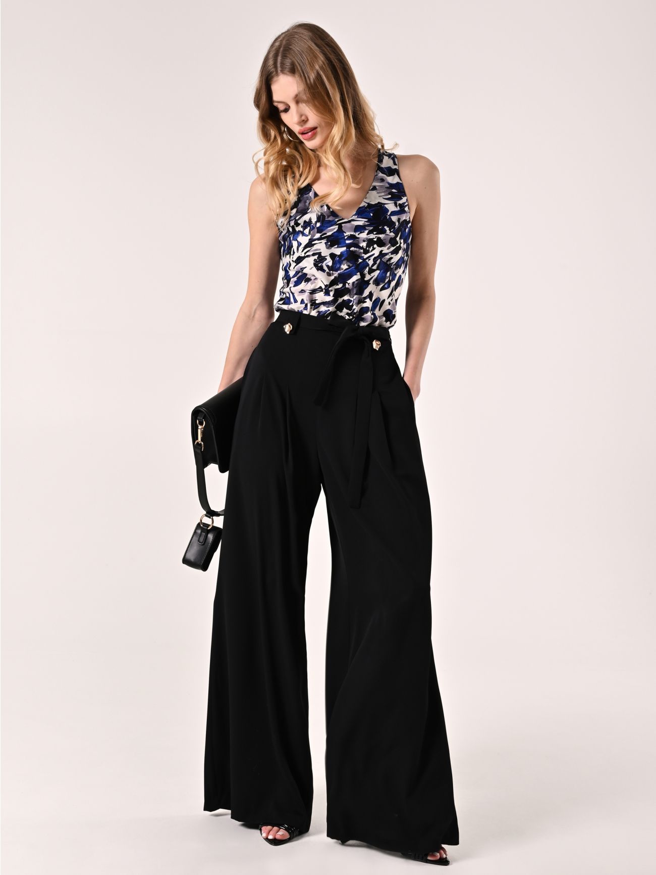 Pantalon fluide noir en tissu sp_e1