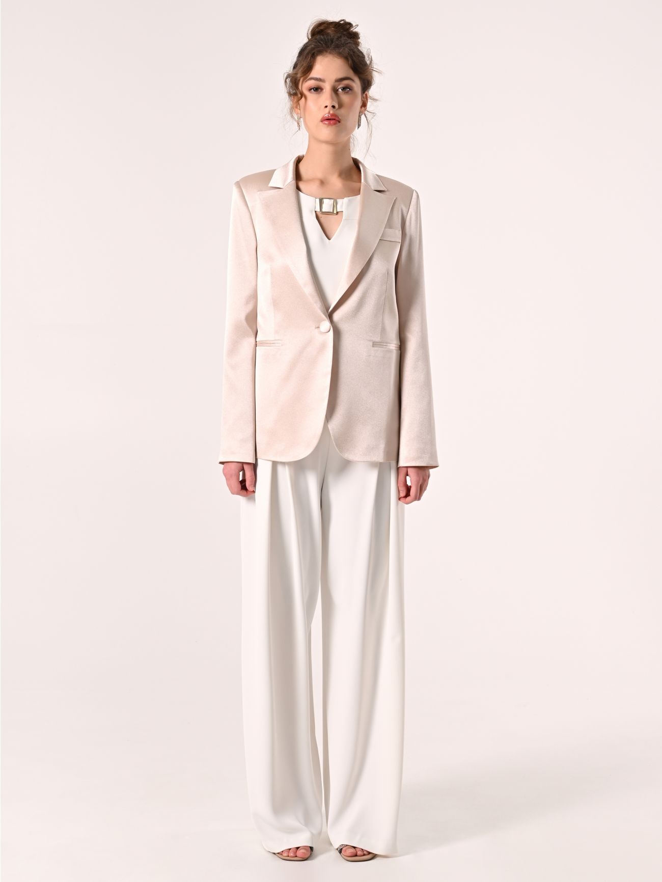 Beige One-breasted Jacket in Structured Satin det_1