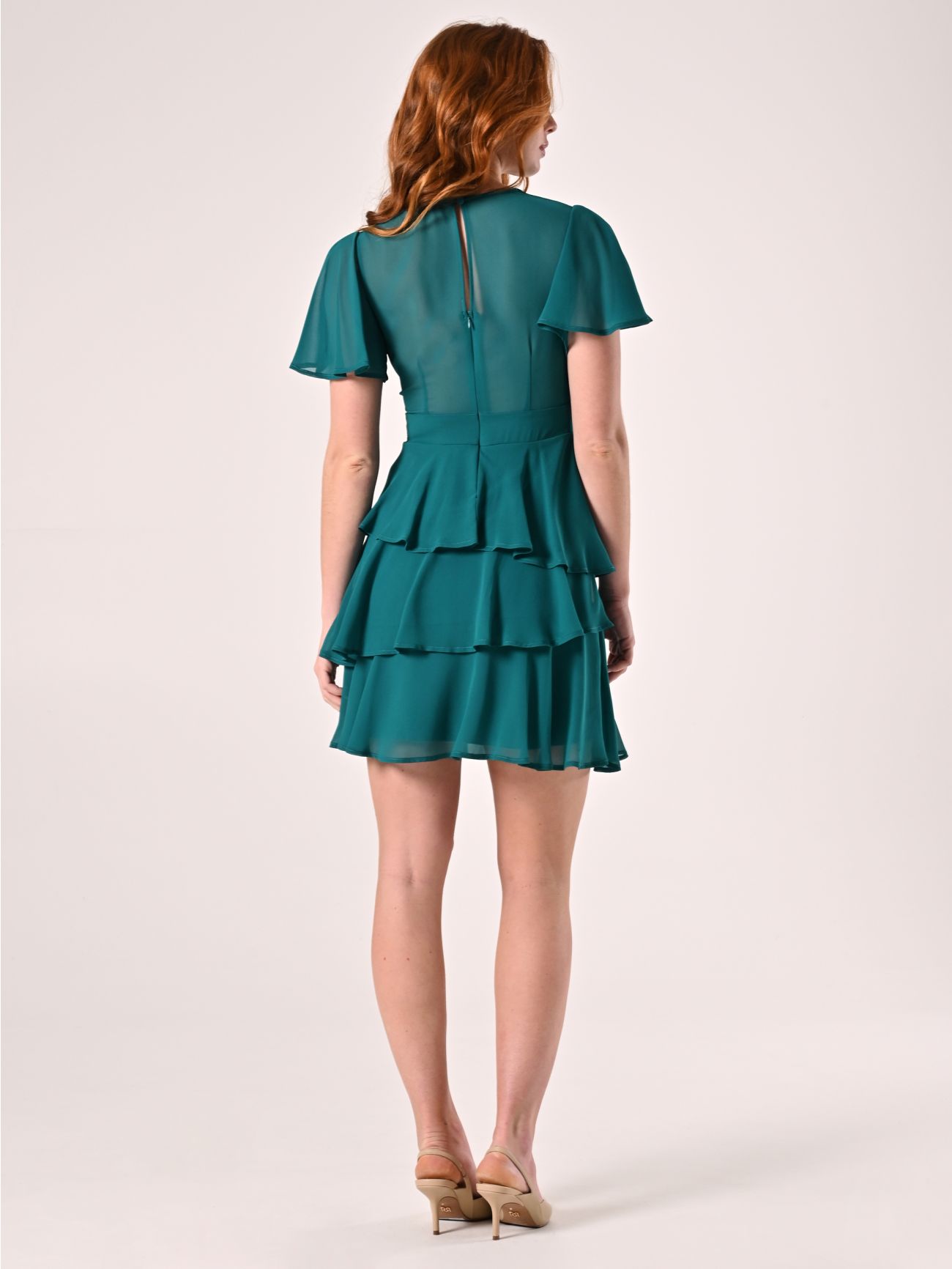 Kleid mit Volants in Grün mit überzogenen Knöpfchen det_3