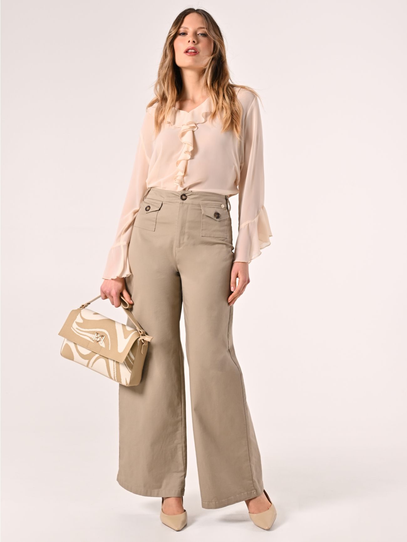 Pantalon beige avec rabats  Rinascimento